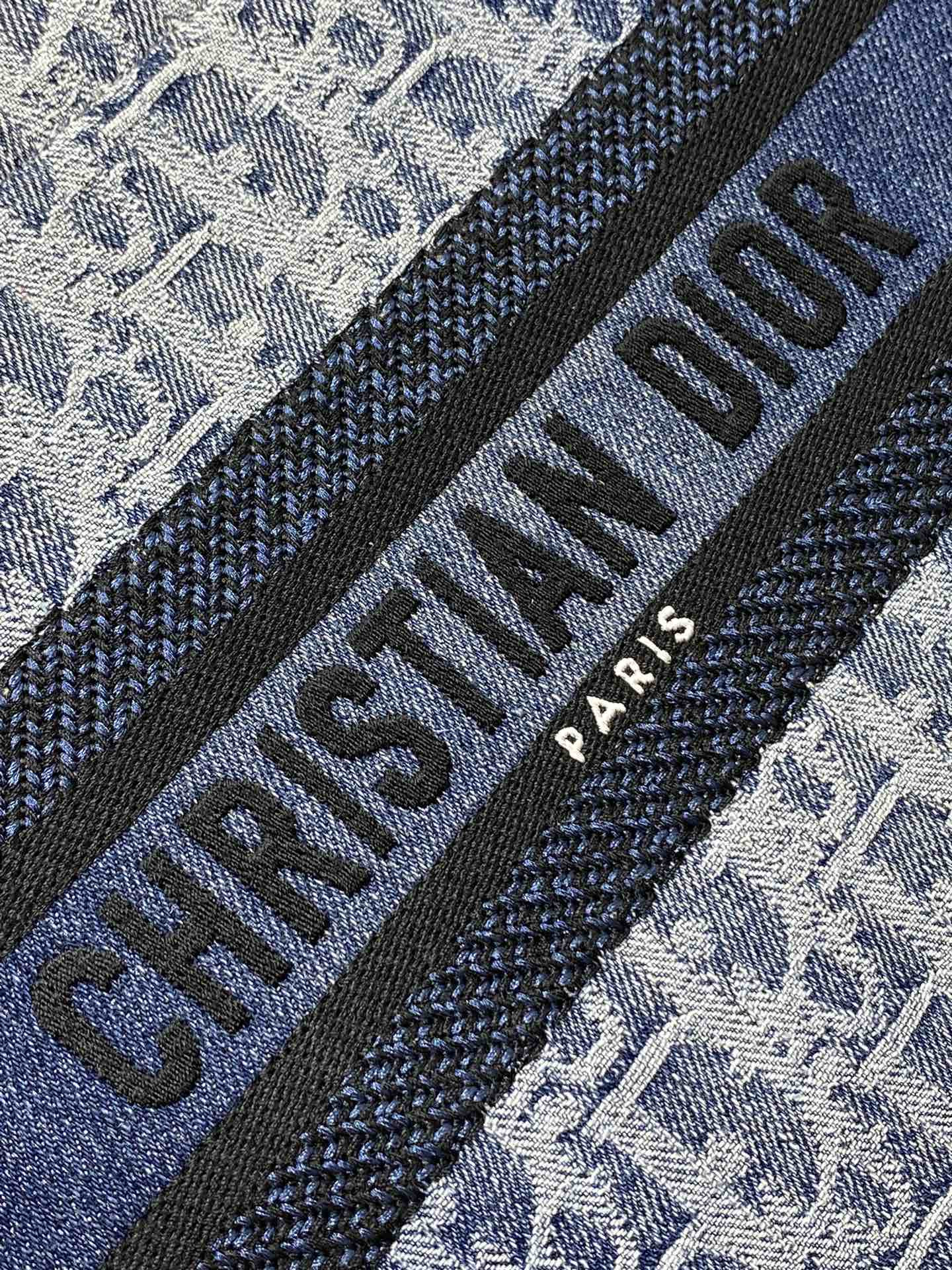 Large D10r Book Tote Blue Denim D10r Oblique Jacquard 26x8x22cm