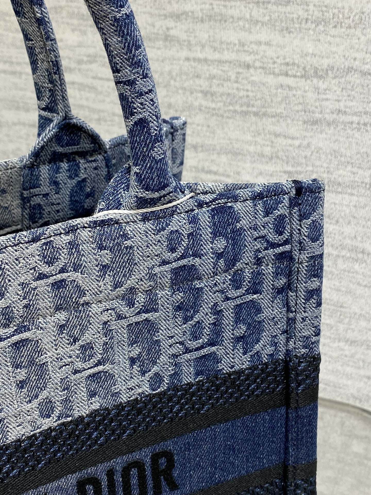 Large D10r Book Tote Blue Denim D10r Oblique Jacquard 26x8x22cm