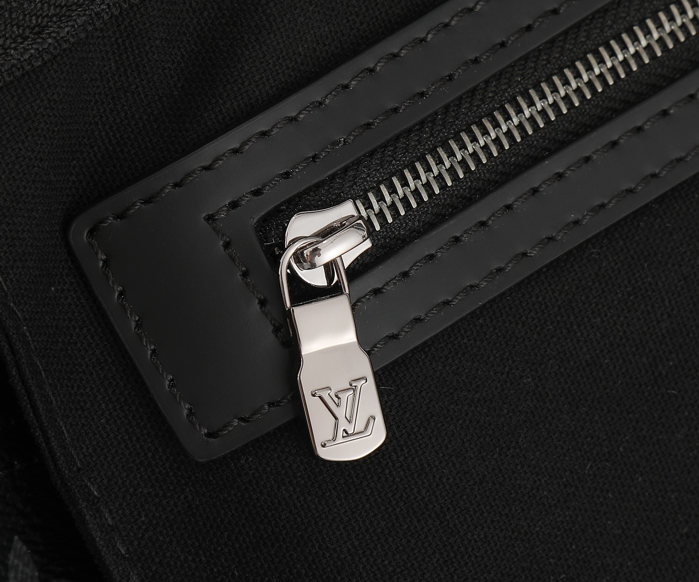 L0vis Vvtt0n Keepall Bandoulière 45 M40569