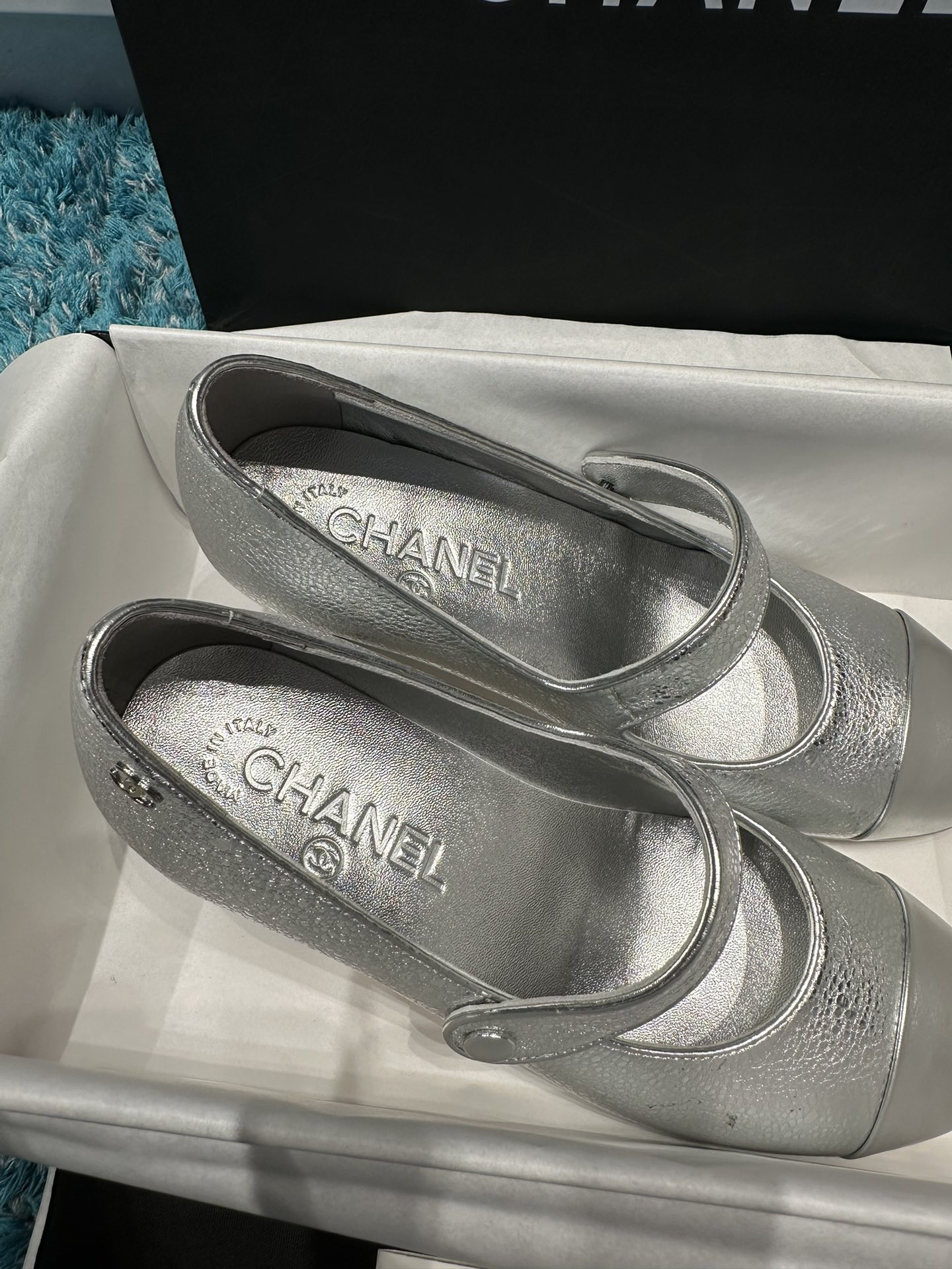 UA Ch**el MARY JANES Pump