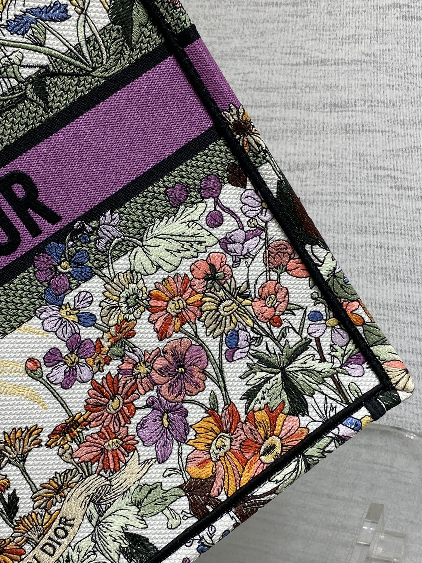 D10r Book Tote  Ecru Multicolor 42x18x35cm