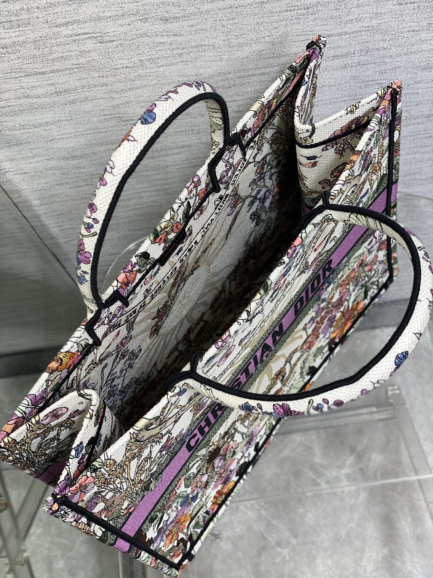 D10r Book Tote  Ecru Multicolor 42x18x35cm