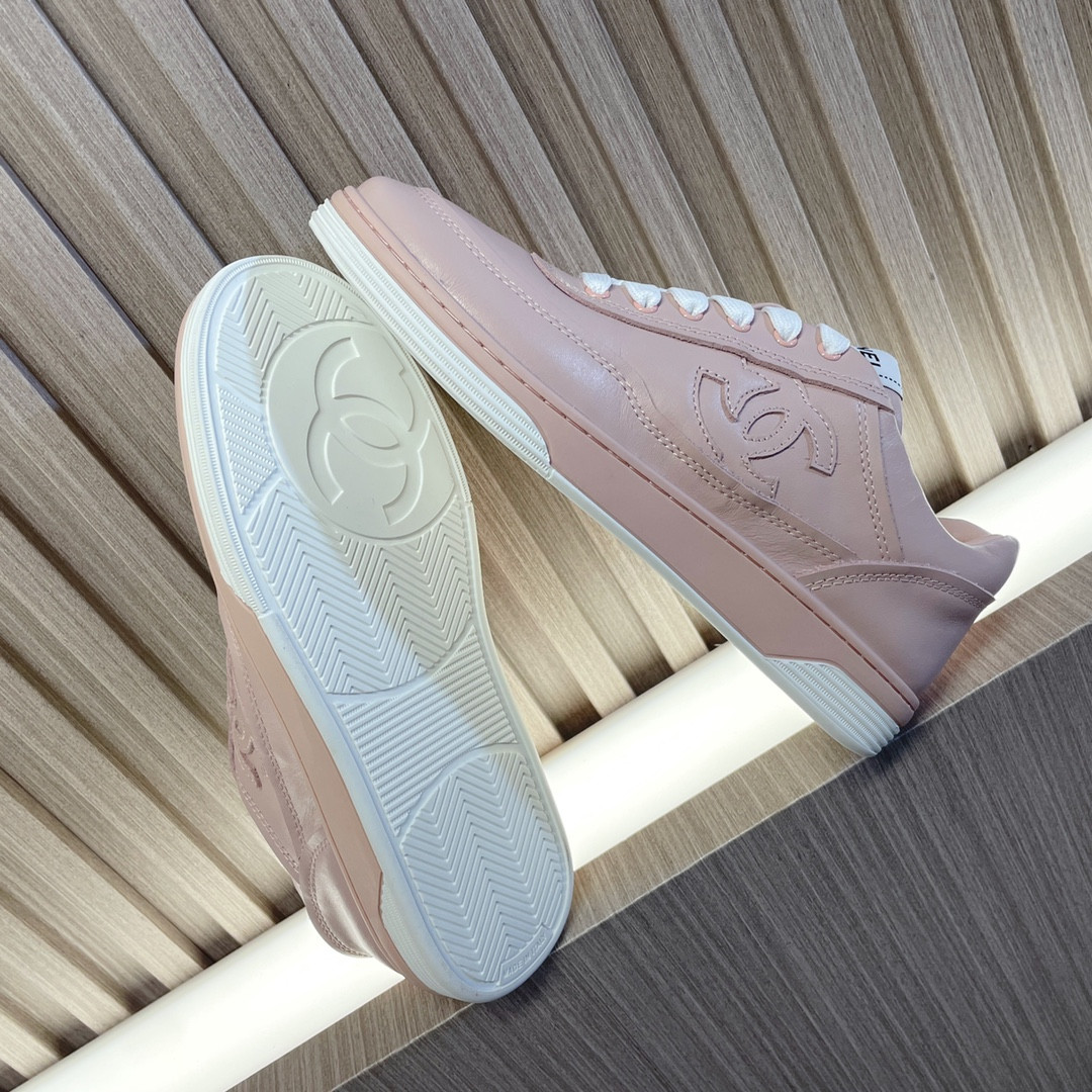 UA Ch**el SNEAKERS calfskin