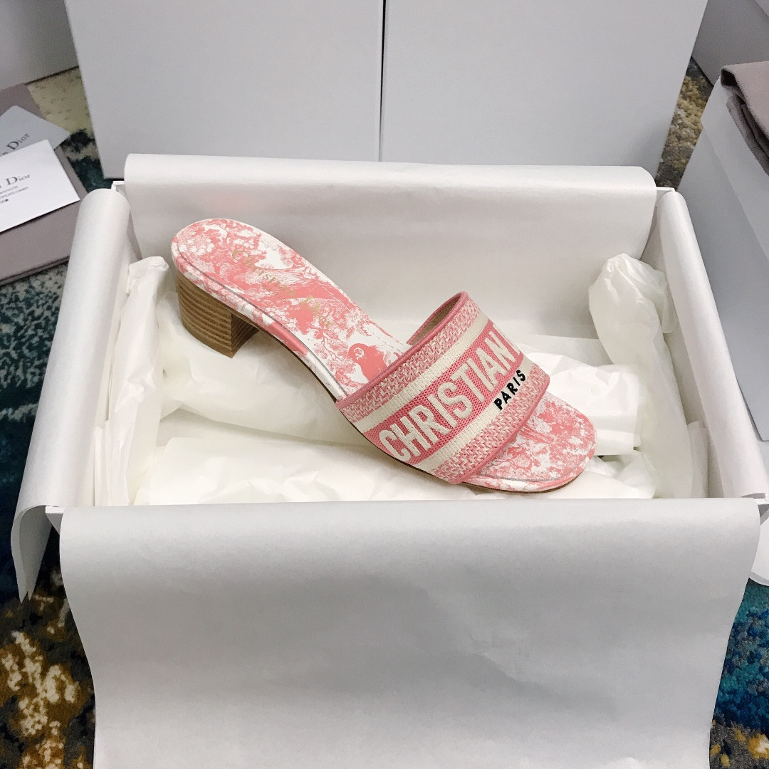 UA D10r Dway Heeled Slide