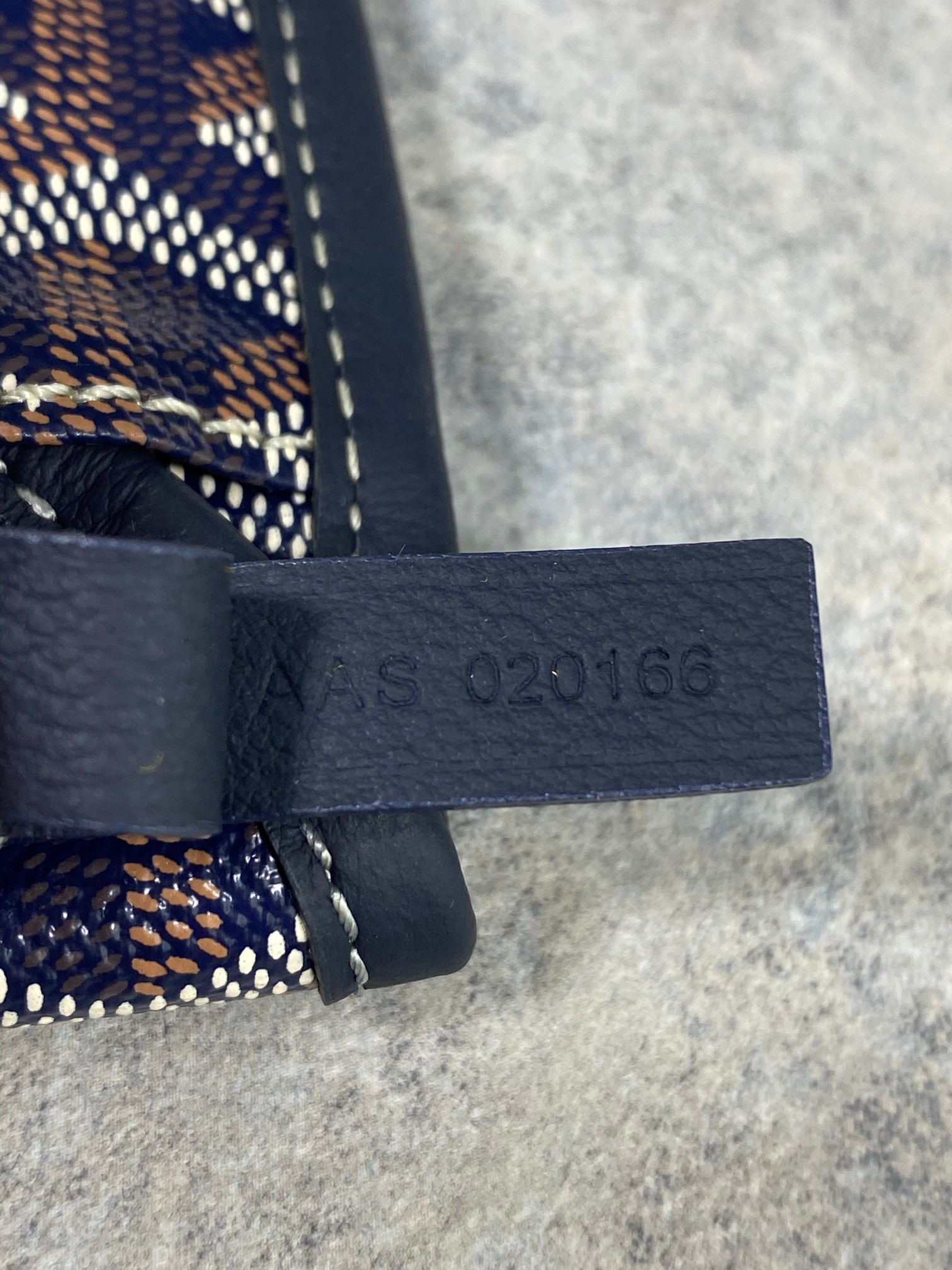 G09ard Anjou Mini Bag 20 cm x 10 cm x 20 cm