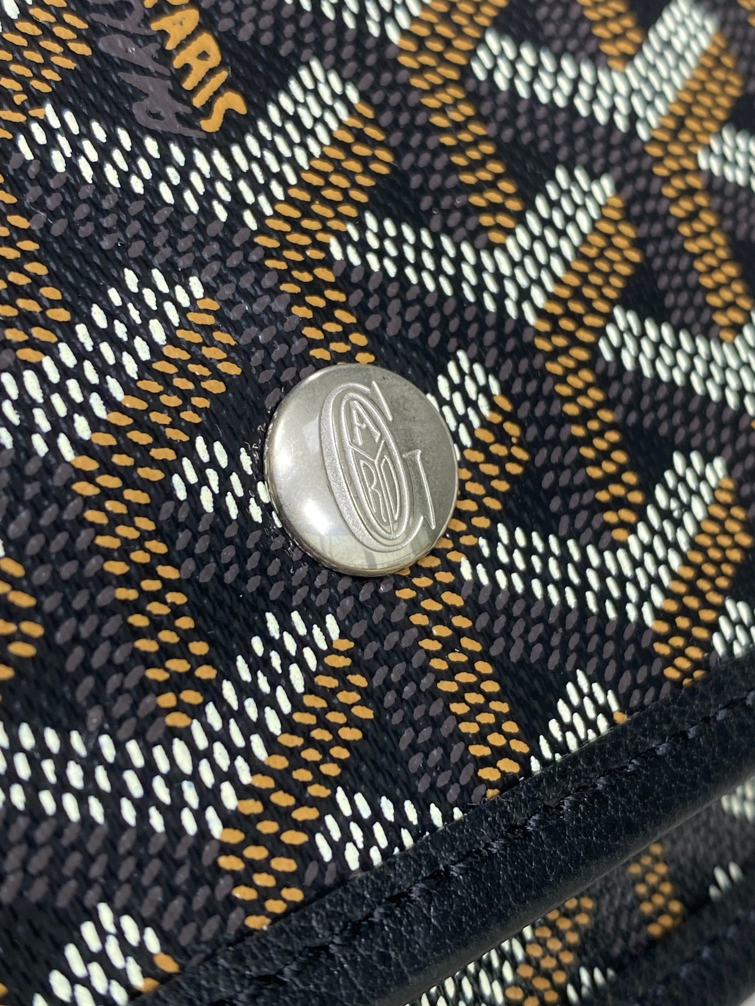 G09ard Plumet Pocket Wallet 21x14x2.5cm