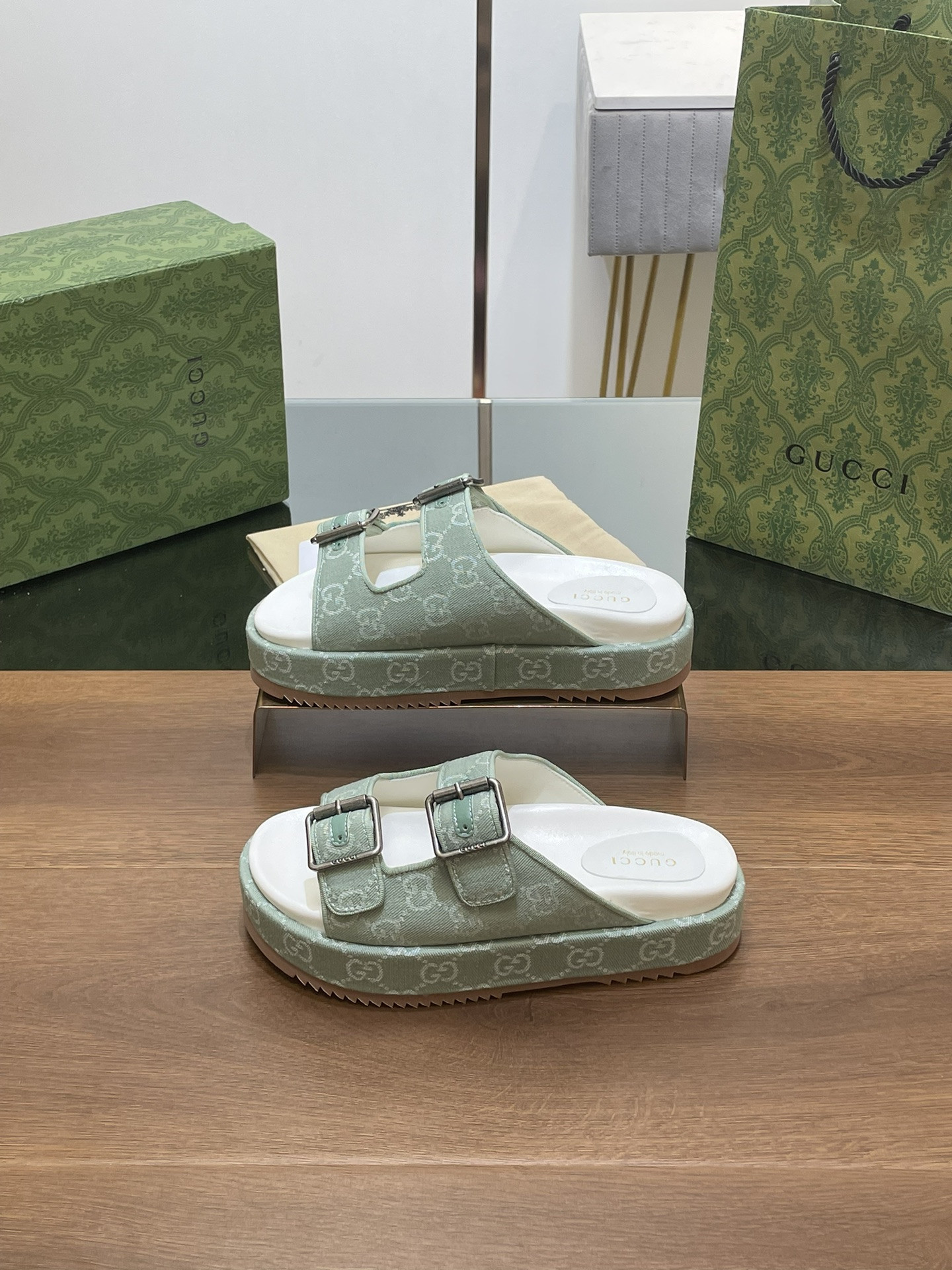 UA Gvc*1 SANDAL WITH DOUBLE G