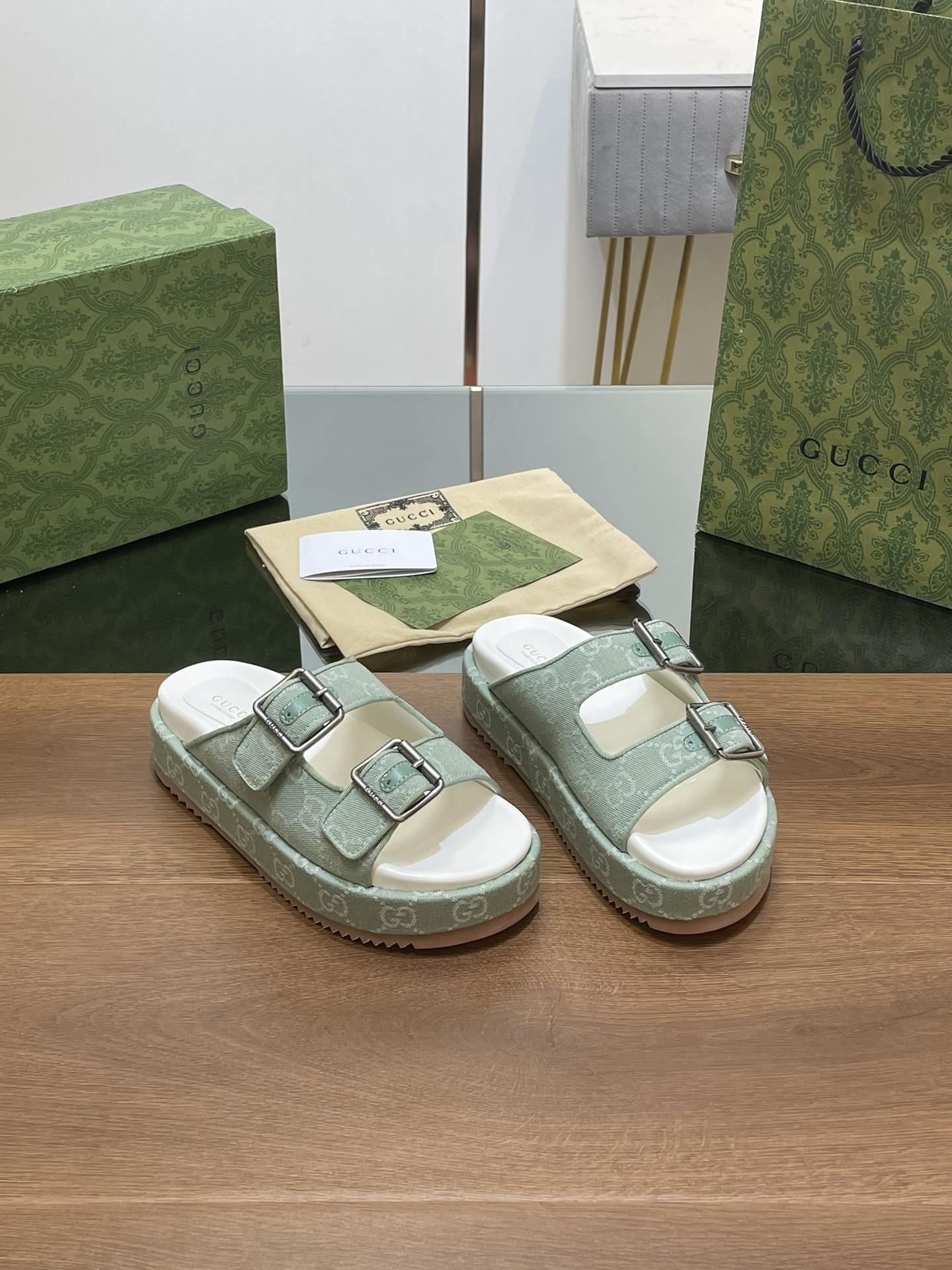 UA Gvc*1 SANDAL WITH DOUBLE G