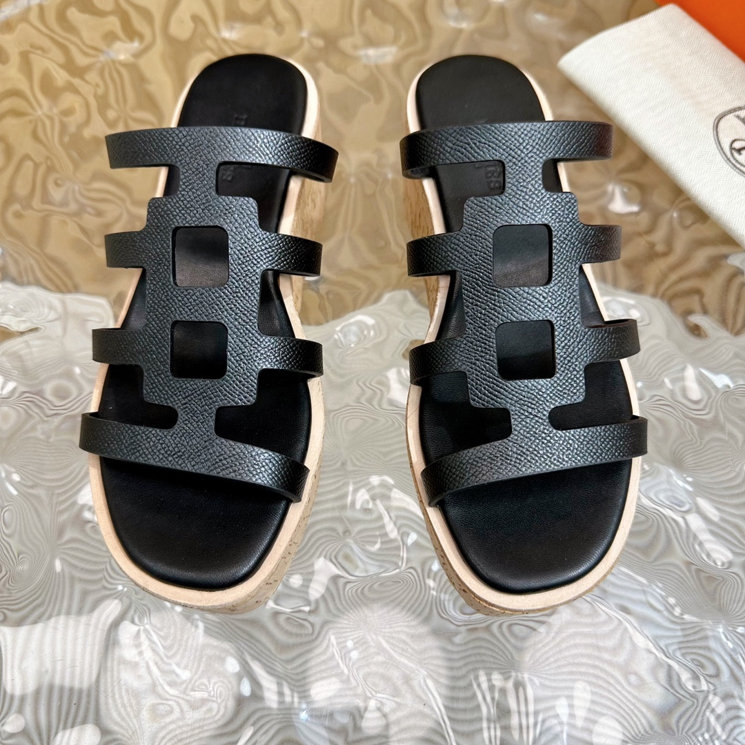 UA H**me5 Isabella 30 sandal