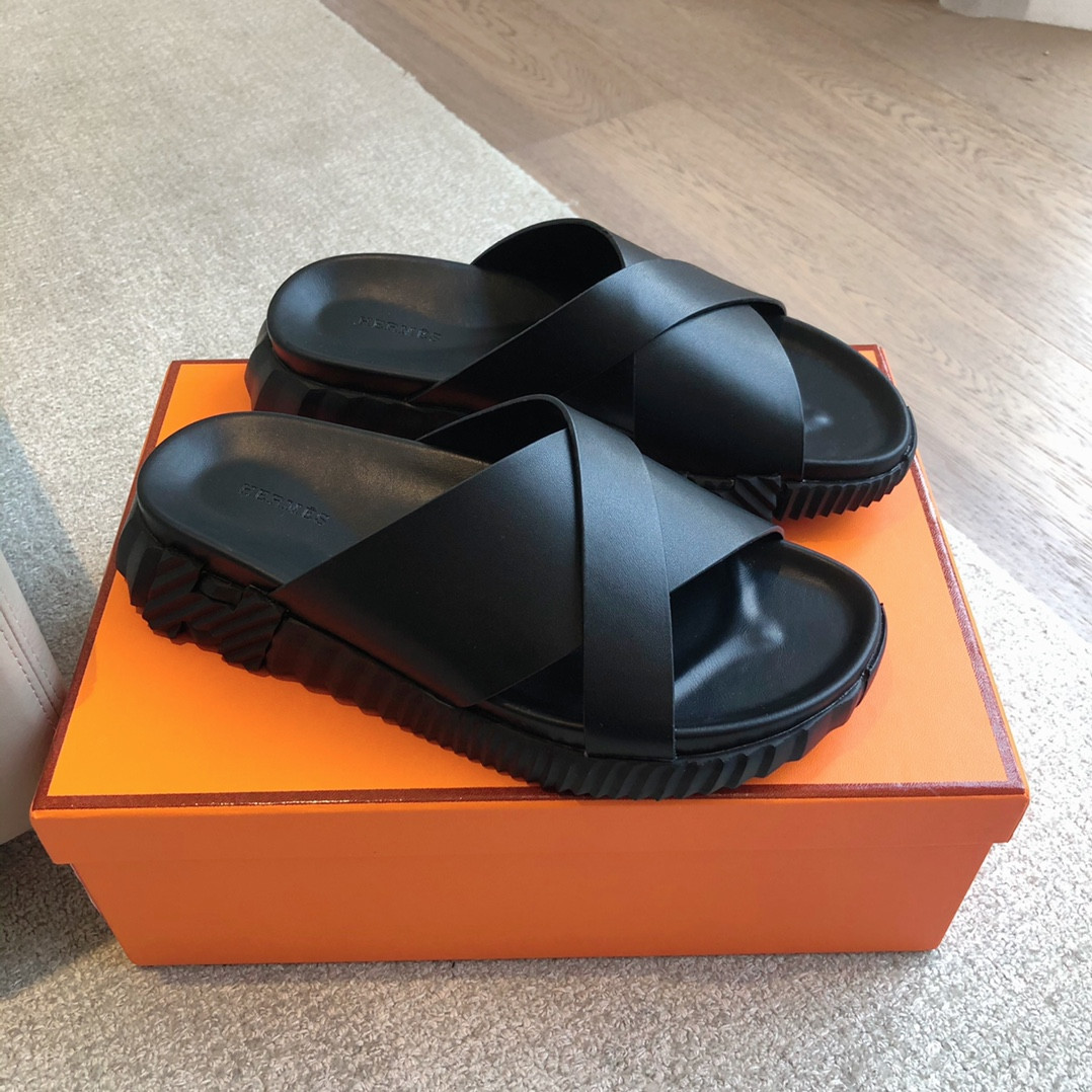 UA H**me5 Infra sandal