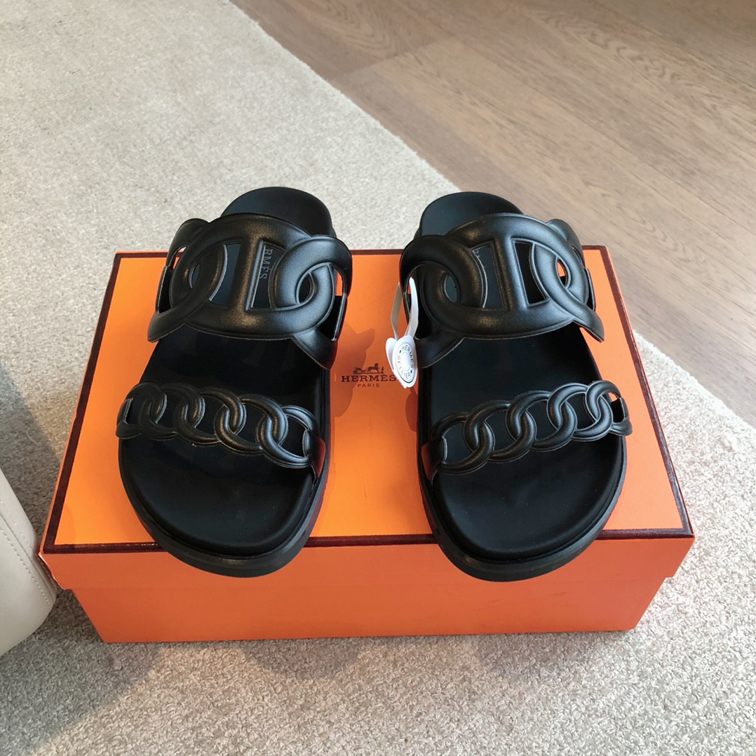 UA H**me5 Extra sandal