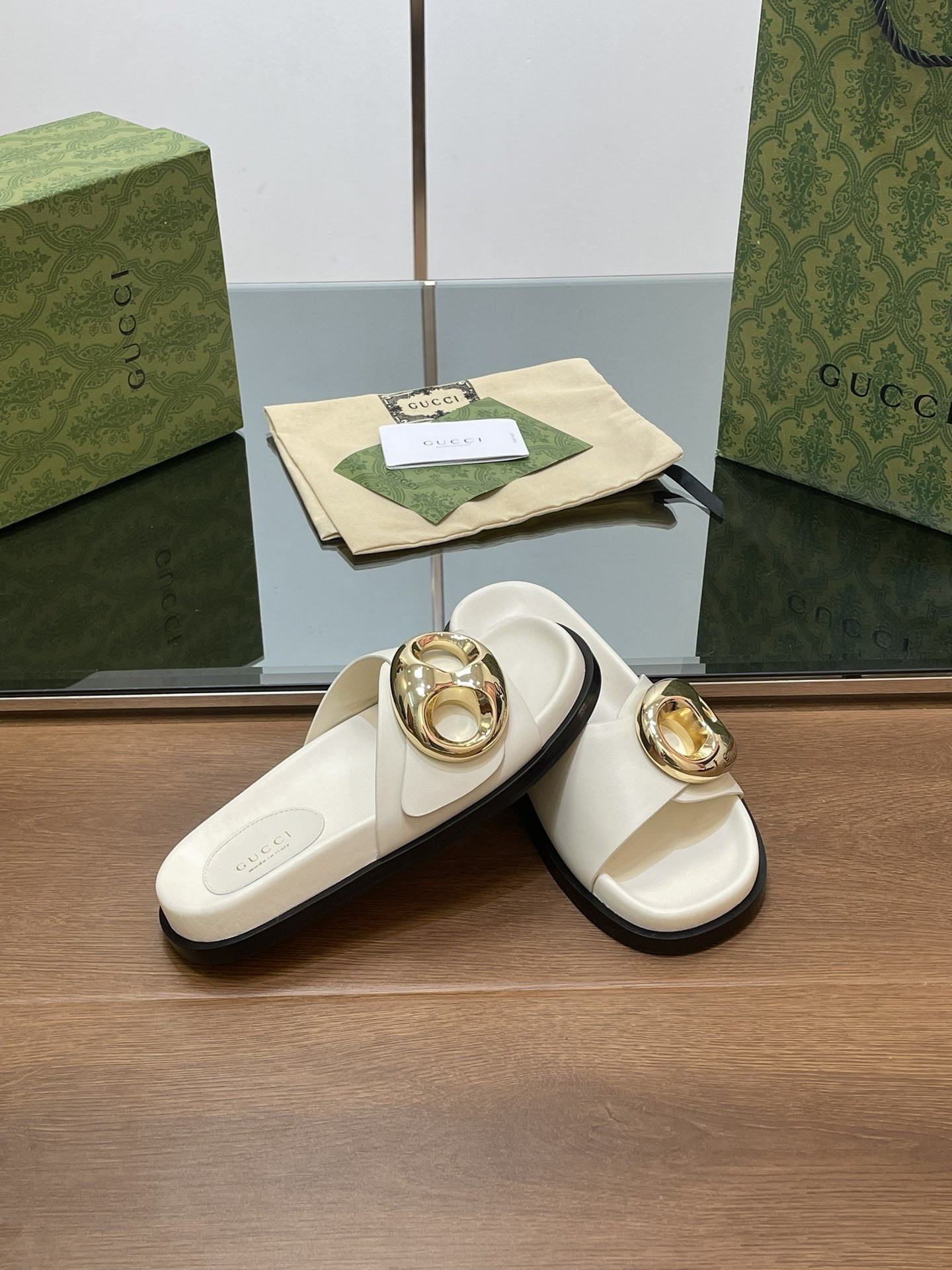 UA Gvc*1 MARINA CHAIN SLIDE SANDAL