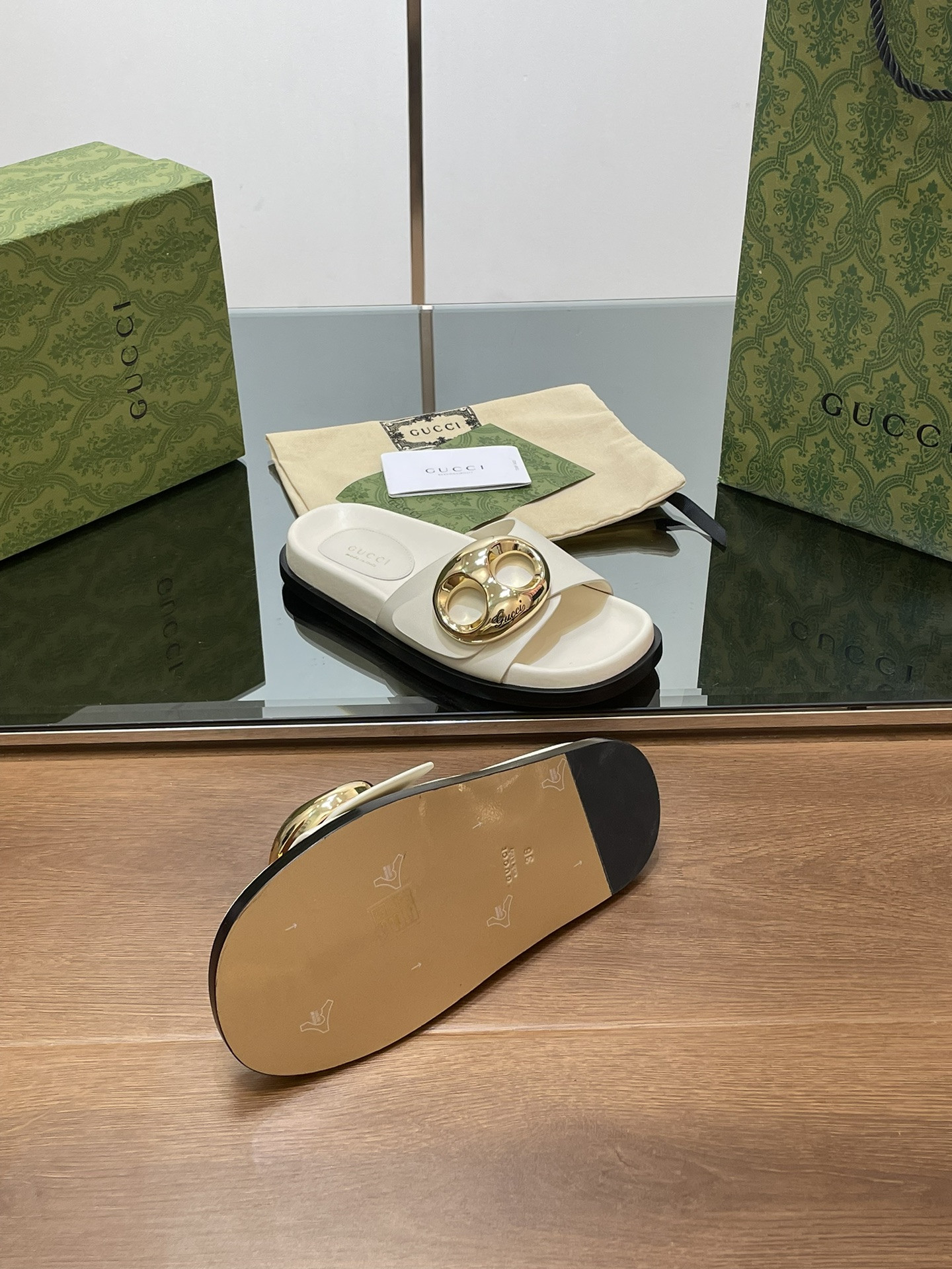 UA Gvc*1 MARINA CHAIN SLIDE SANDAL