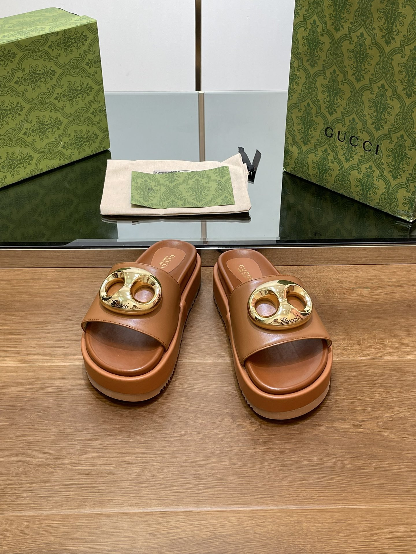 UA Gvc*1 MARINA CHAIN SLIDE