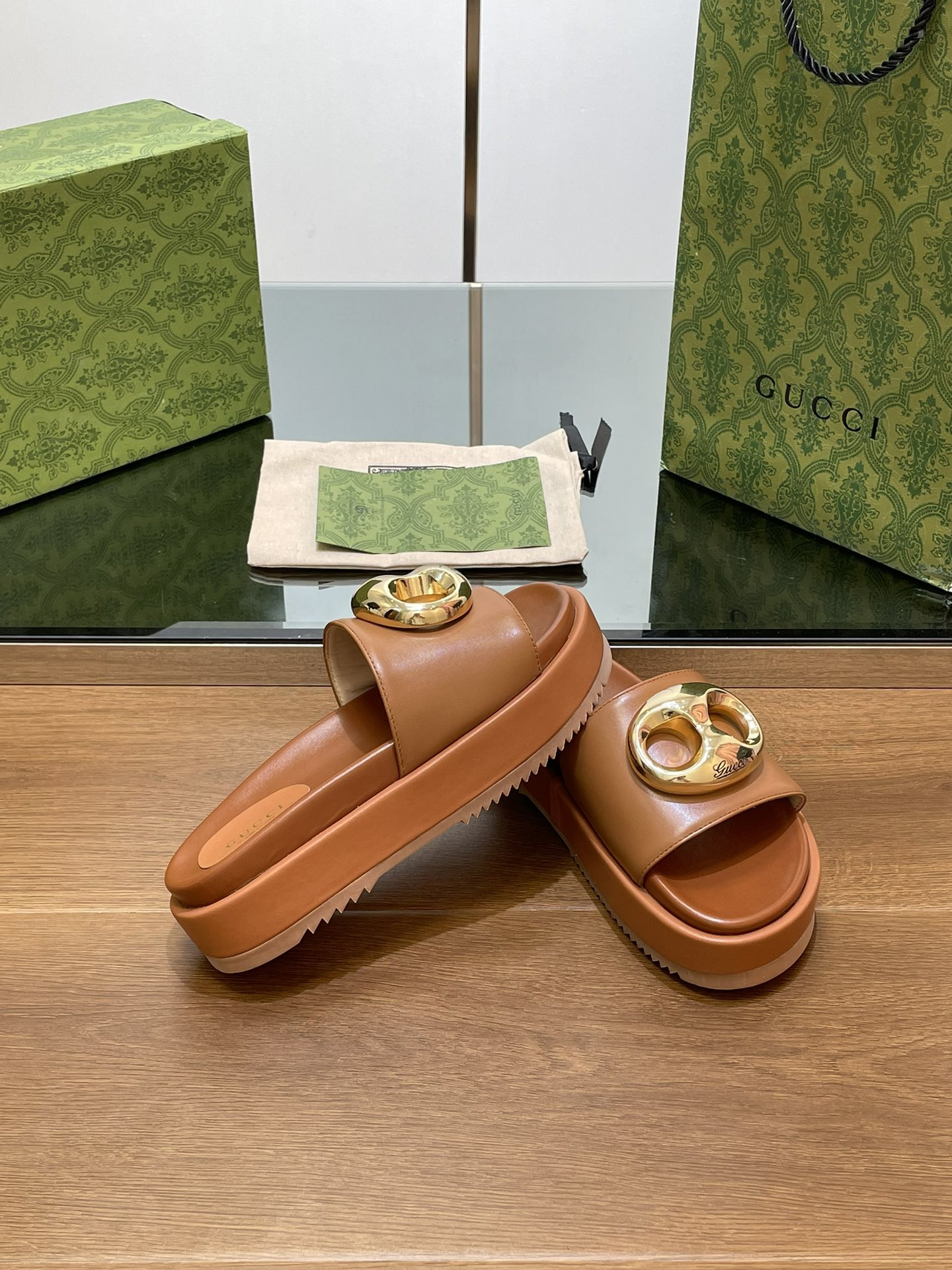 UA Gvc*1 MARINA CHAIN SLIDE