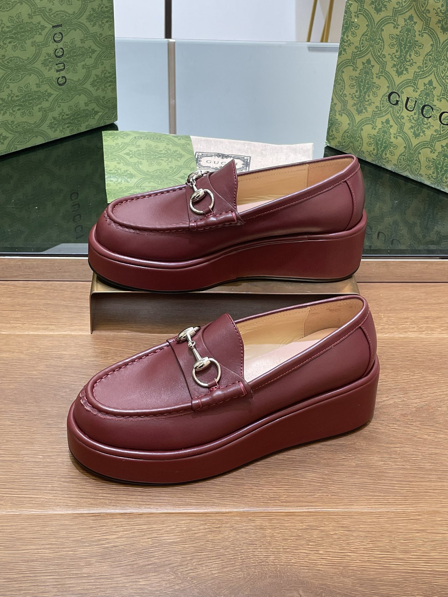UA Gvc*1 HORSEBIT WEDGE LOAFER
