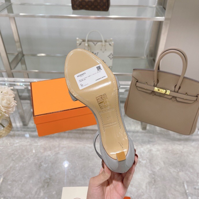 UA H**me5 Heeled Sandal