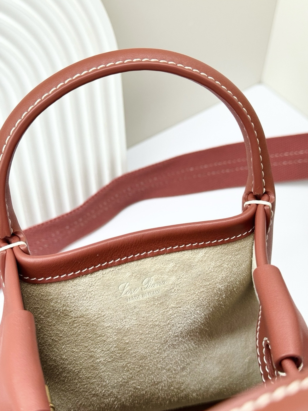 L0r0 P1ana Micro Bale bag  Smooth Calfskin 23 x 16 x 14 cm