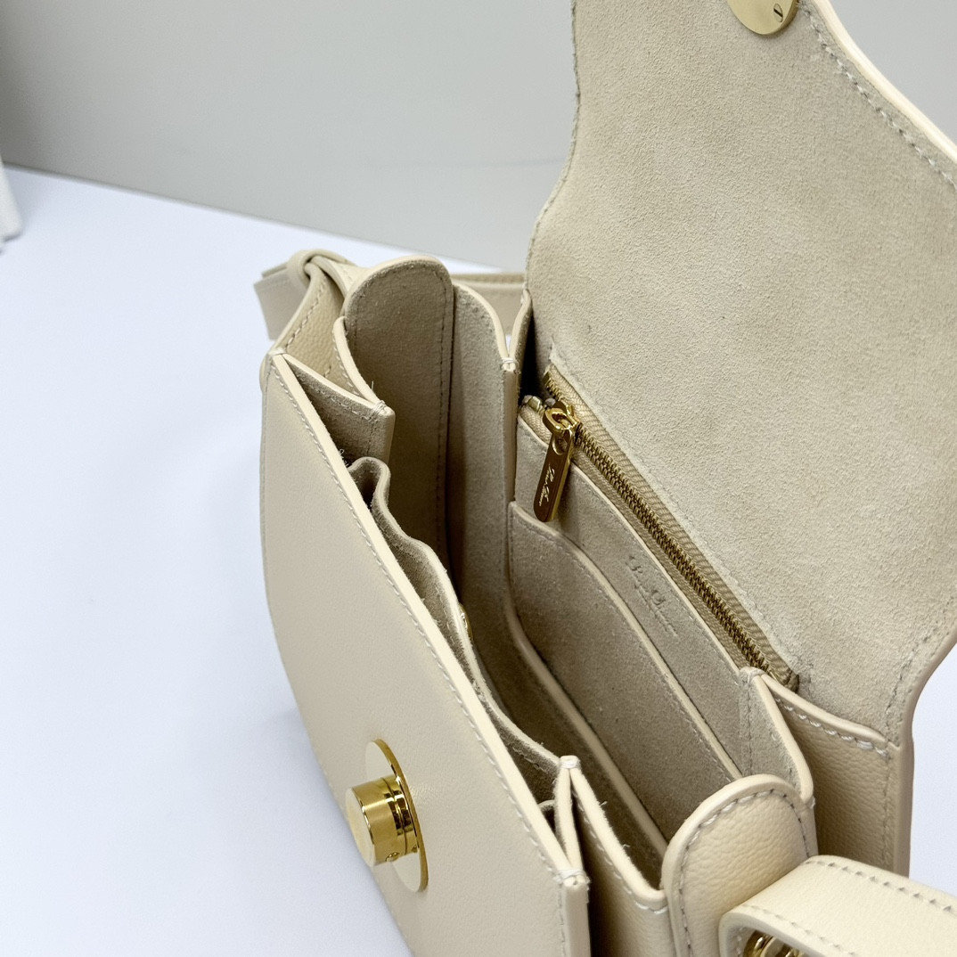 L0r0 P1ana Small Ghiera Bag 23x16x8 cm