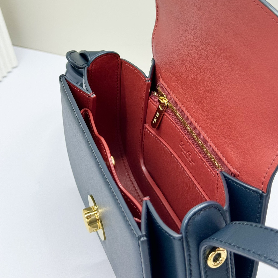 L0r0 P1ana Mini Ghiera Bag 18x13x7 cm