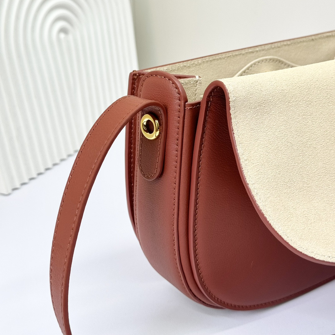 L0r0 P1ana Small Ghiera Bag 23x16x8 cm