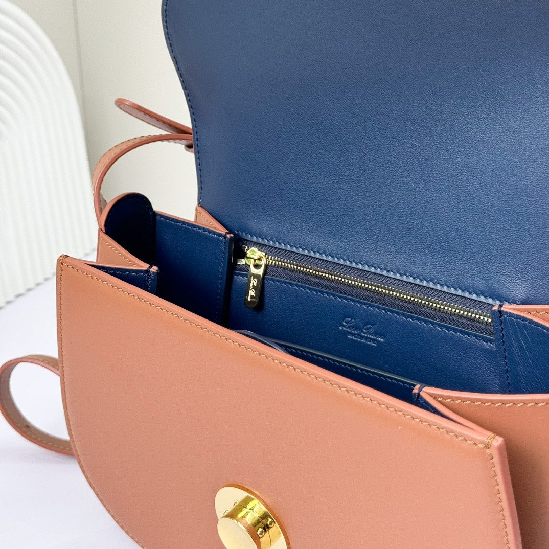 L0r0 P1ana Small Ghiera Bag 23x16x8 cm