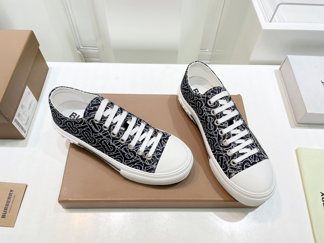 UA Bv*b*rry Sneakers