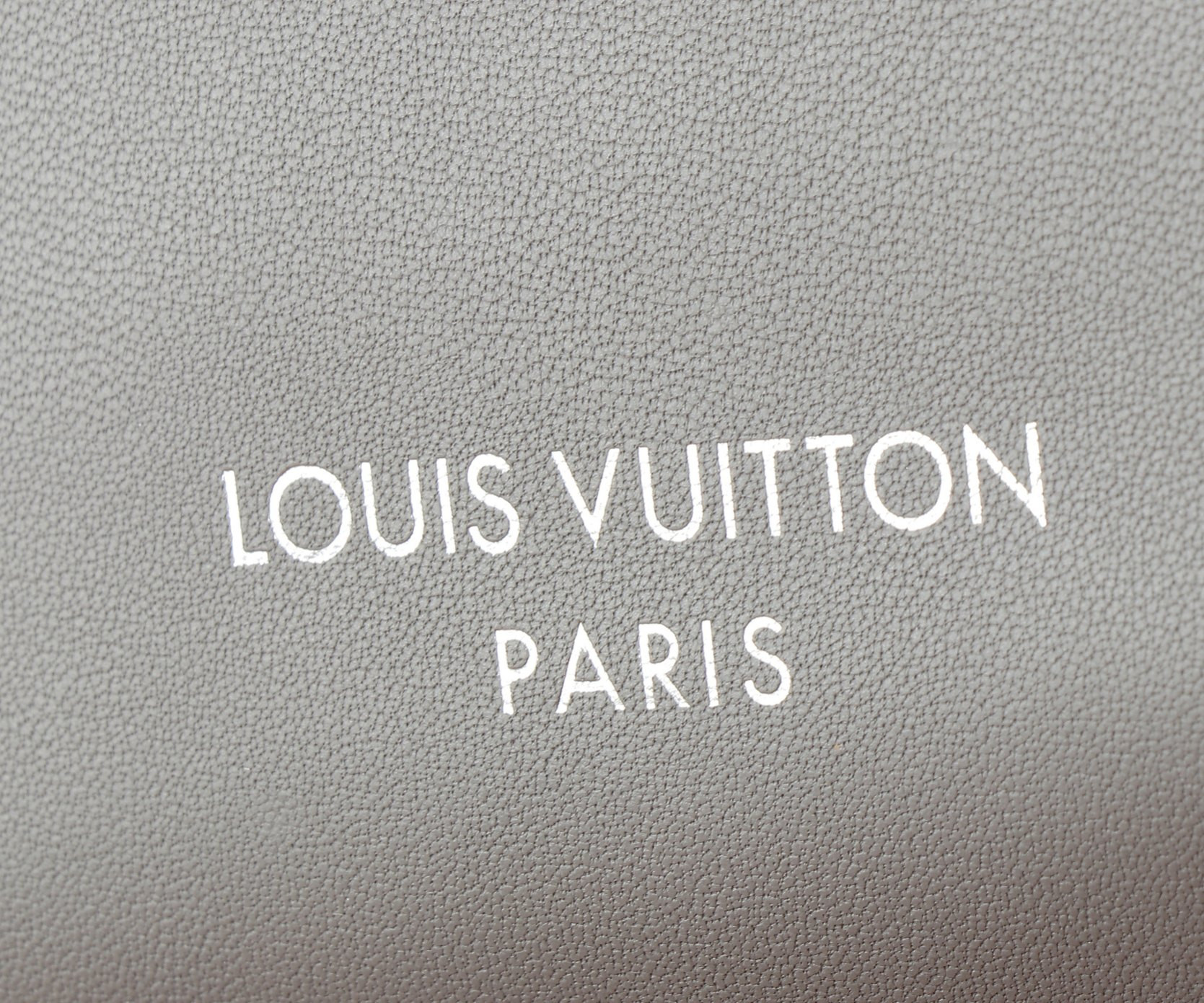 LV CarryAll Dark M12583 39x30x15CM