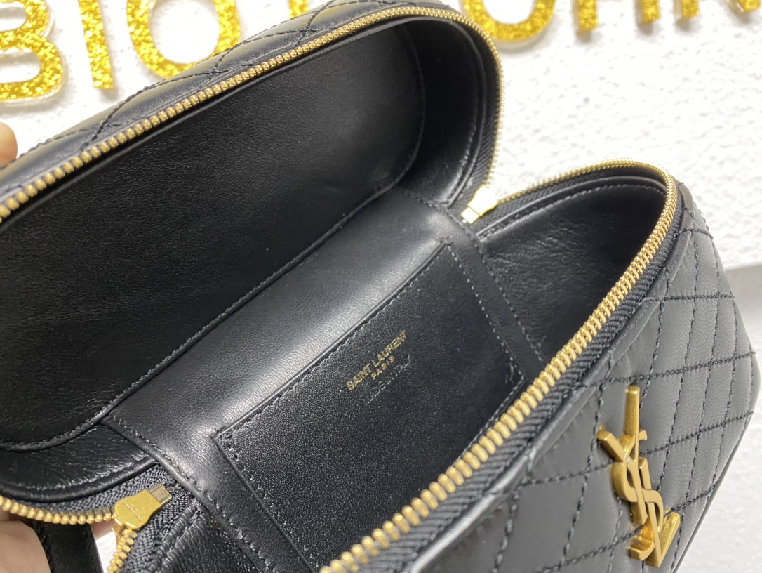 Y51 GABY VANITY BAG IN LAMBSKIN 18 X 11 X 6.5 CM