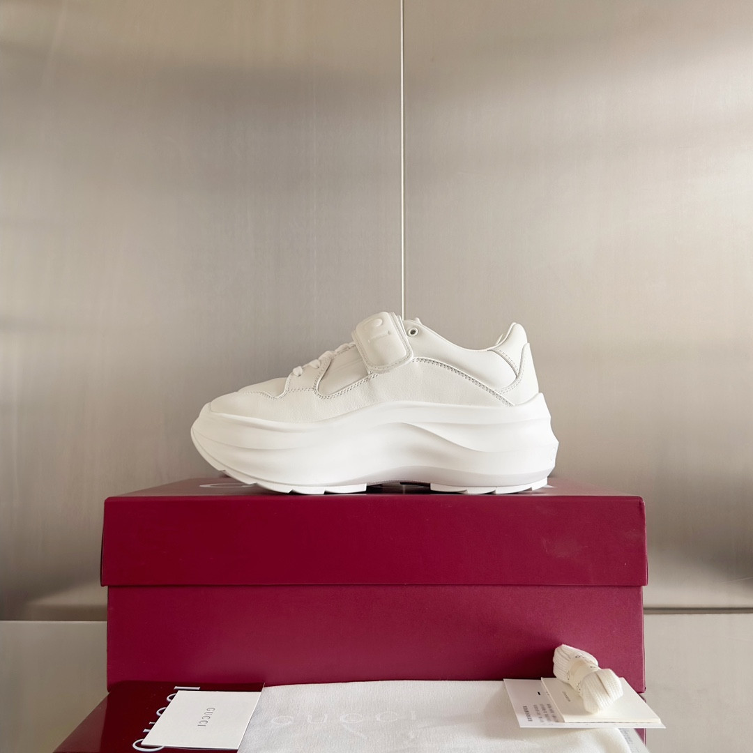 UA Gvc*1 Wave wedge sneaker