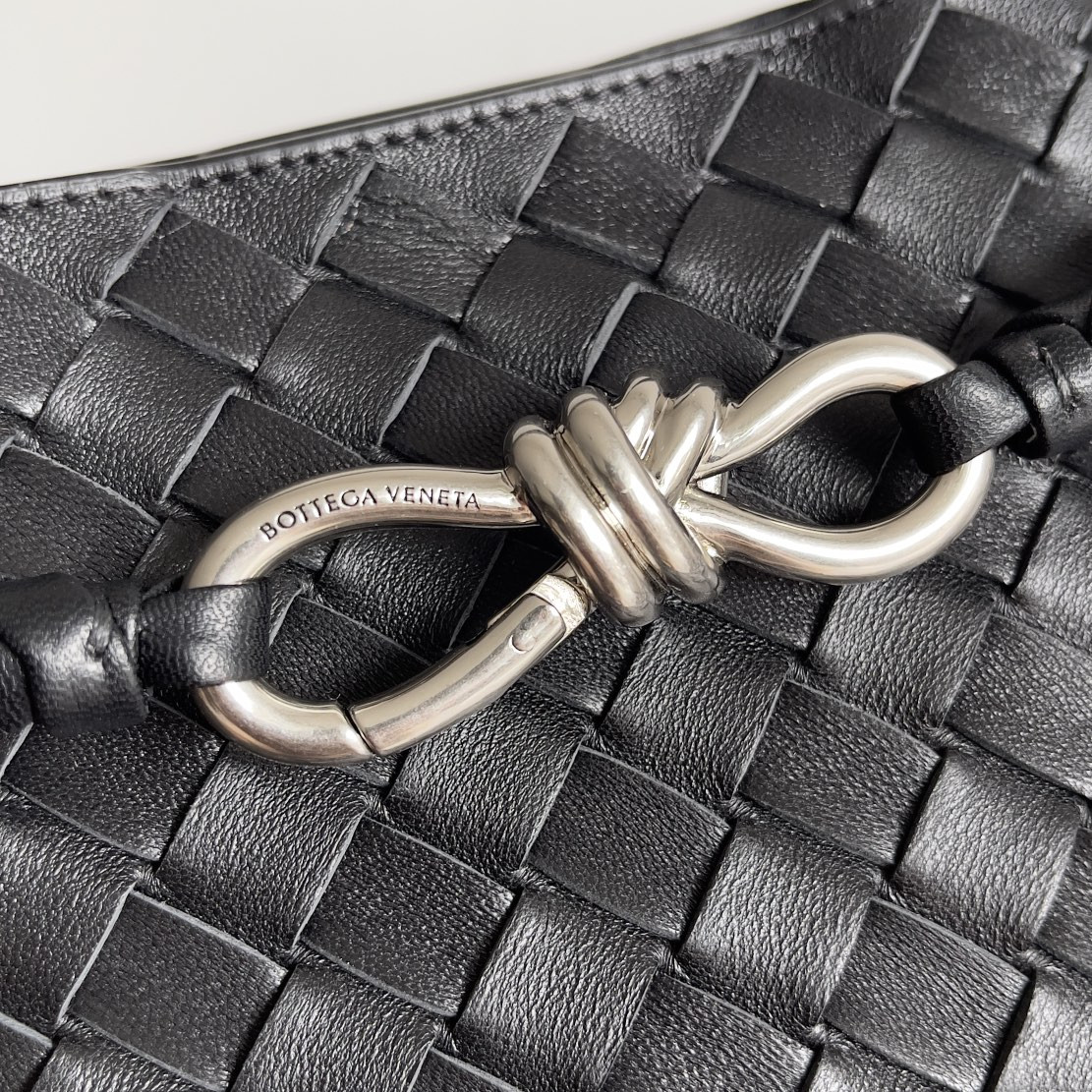 B0tt*ga Ven*ta Medium Andiamo 32x25x11CM