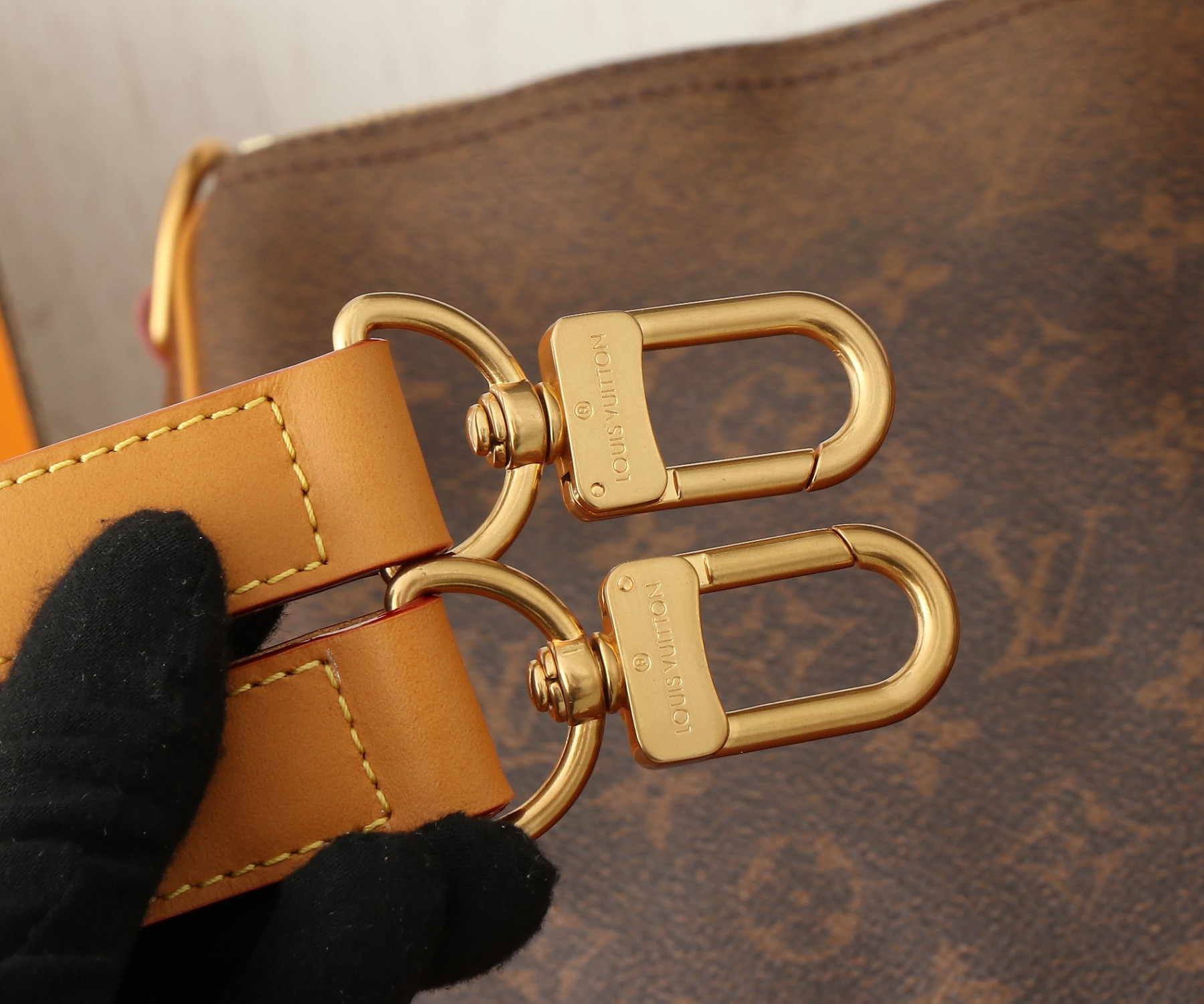 LV Keepall Bandoulière 50 24SS Marque L.Vvtt0n Déposée M11541 50x29x23CM