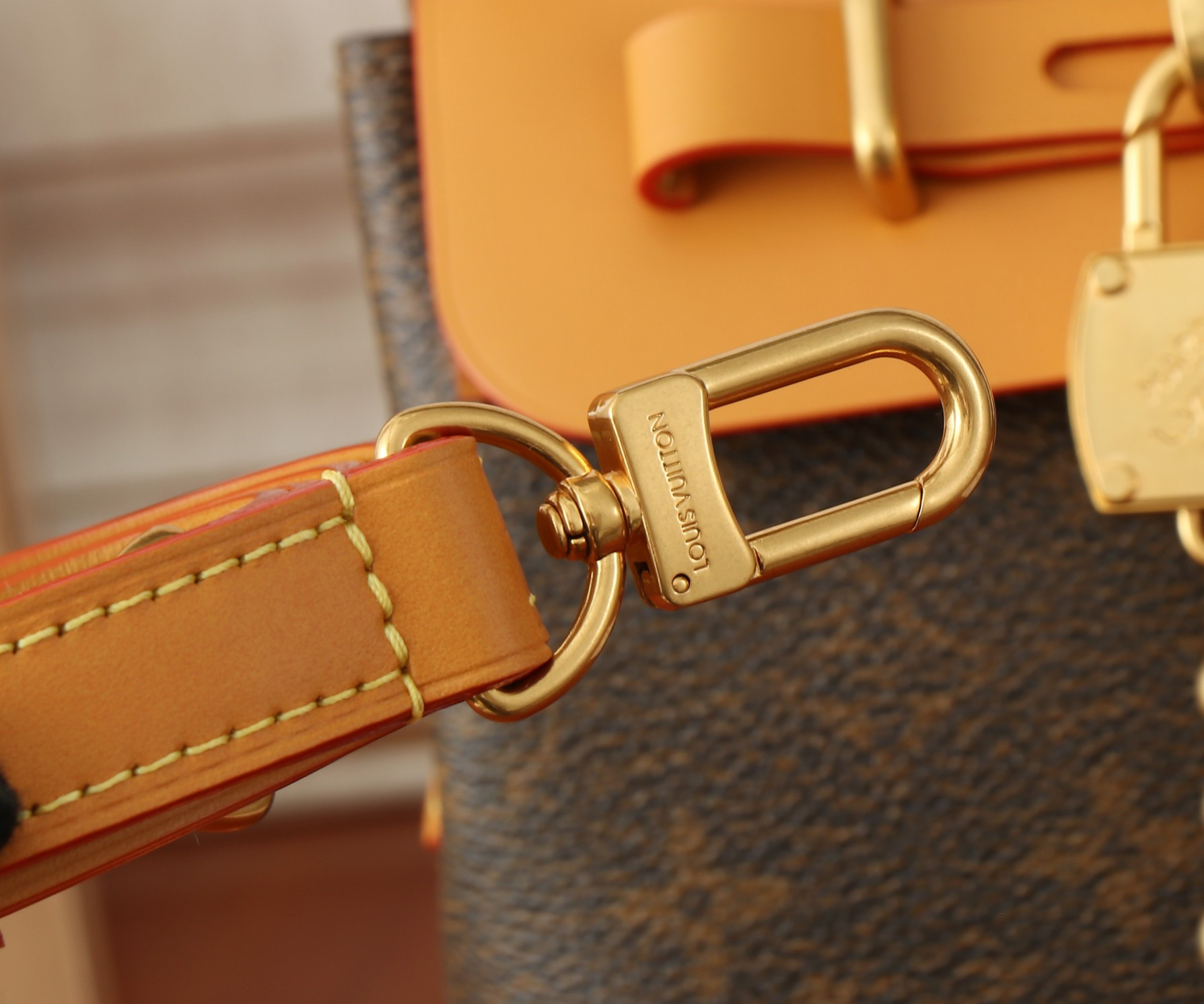 LV Steamer 15 Marque Déposée M11630 16.5x20x8.5CM