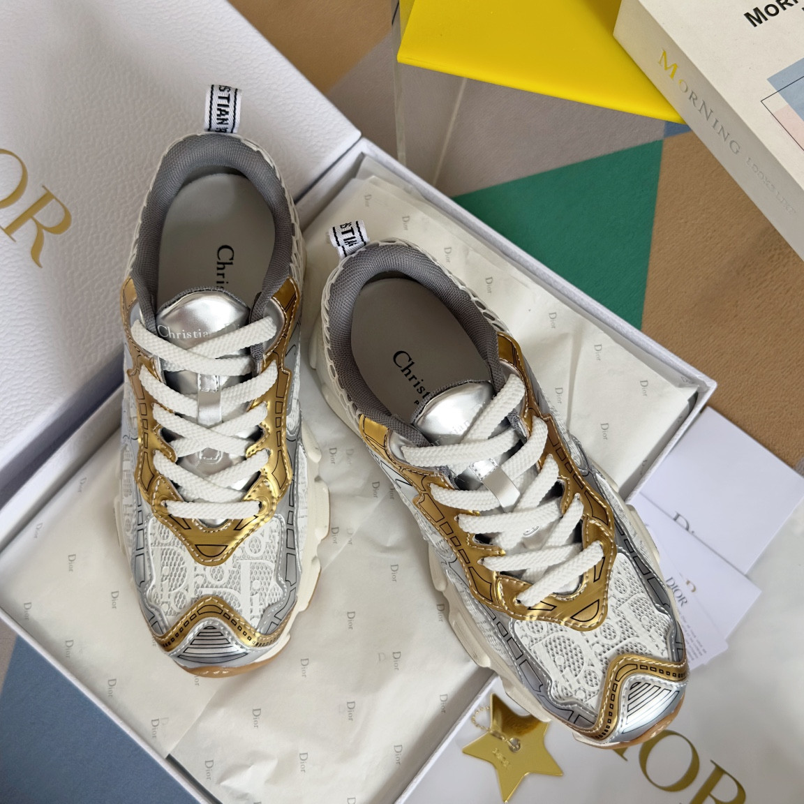 UA D10r Vibe Sneaker