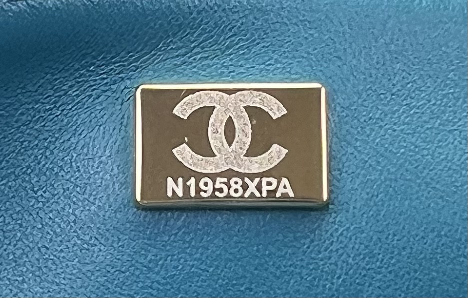 Ch**el Classic Flap Bag 20cm