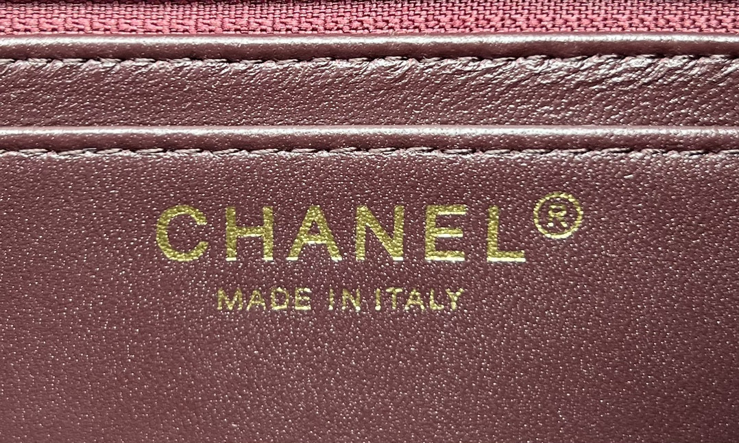 Ch**el Classic Flap Bag 20cm