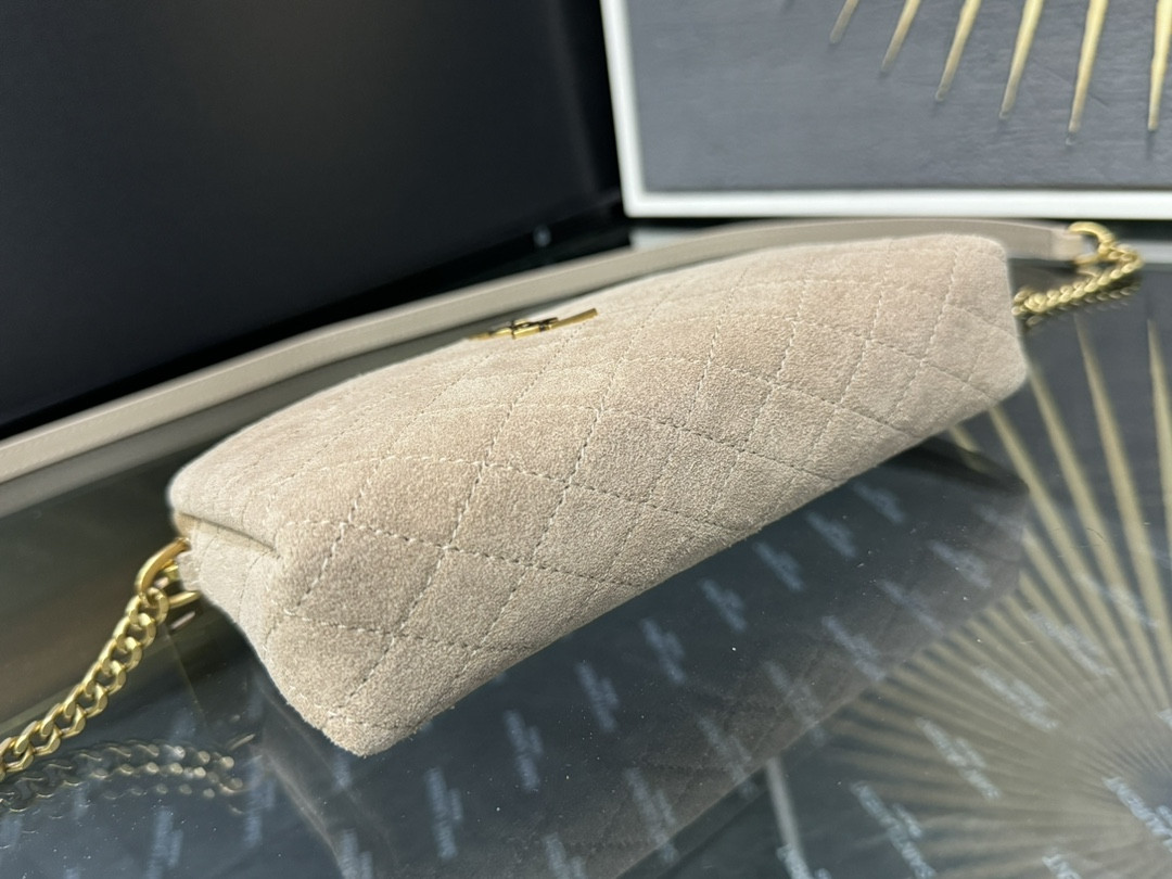 Y51 Gaby 18x13x3.5cm