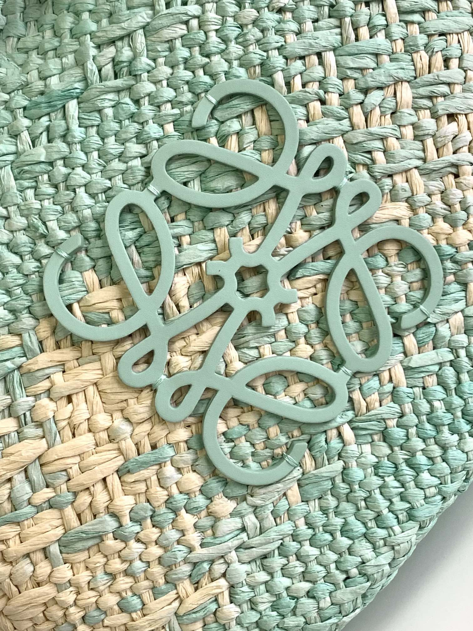 L0ew* Anagram Baske 46x24x15cm