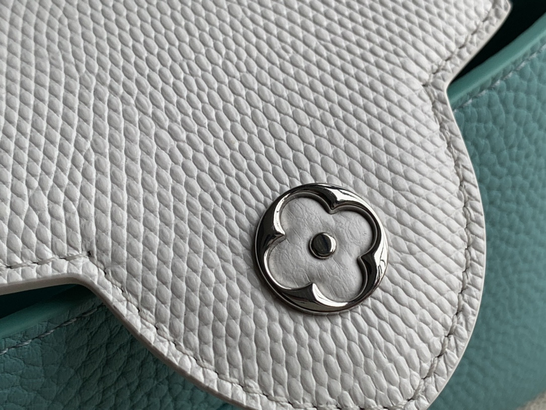 LV Capucines Mini N85829 21.1 x 14.0 x 7.9CM