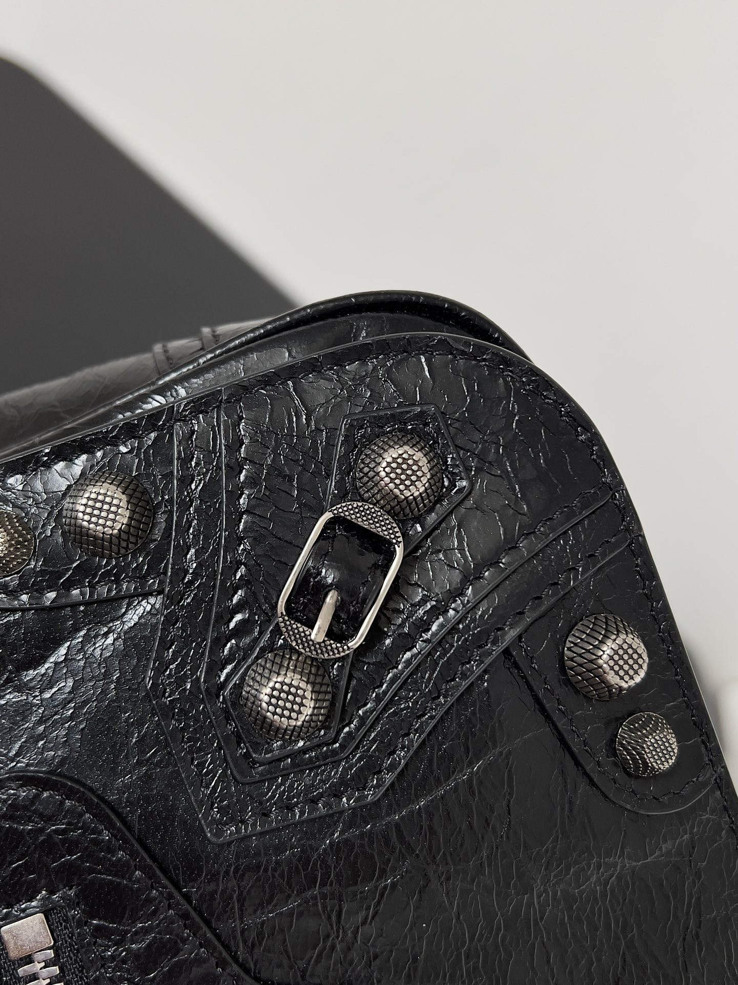 Ba1en*iaga Le Cagole Mini Flap Bag in Black 20 x 14 x 5 cm