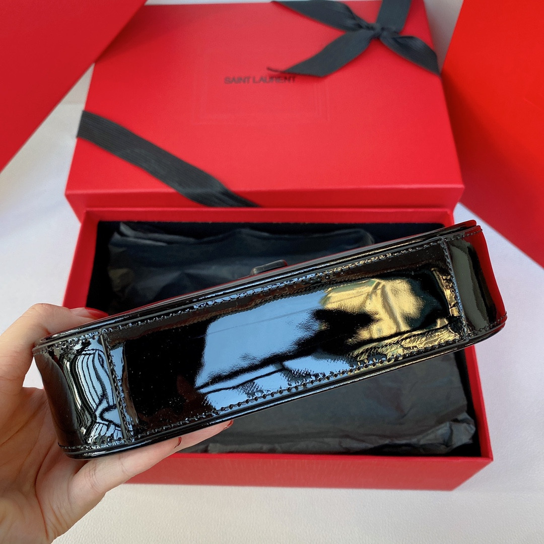 Y51 LE 5 À 7 Mini (Patent Leather) 19 x 11.5 x 4.5 CM