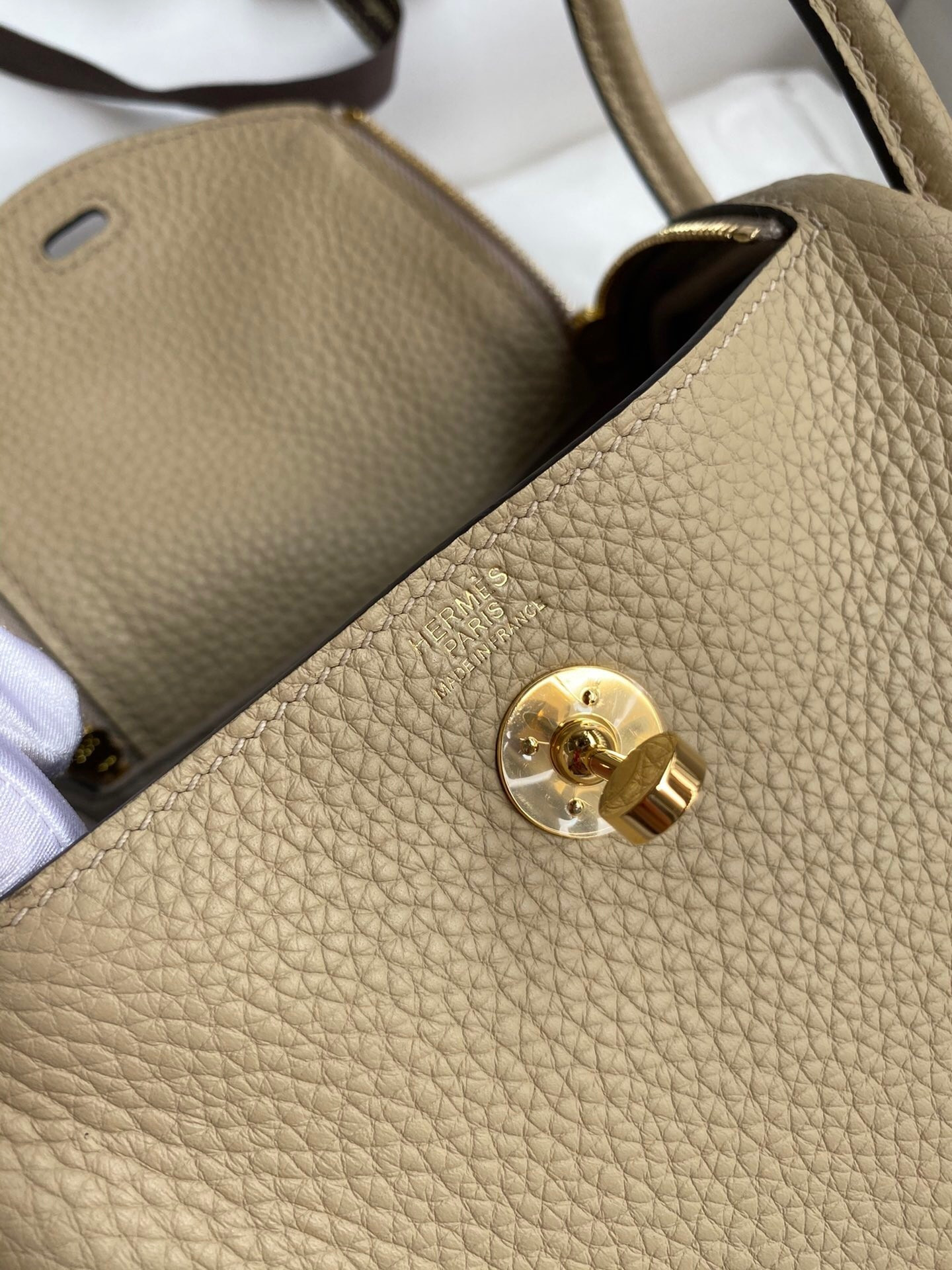 H**me5 Mini lindy 19cm