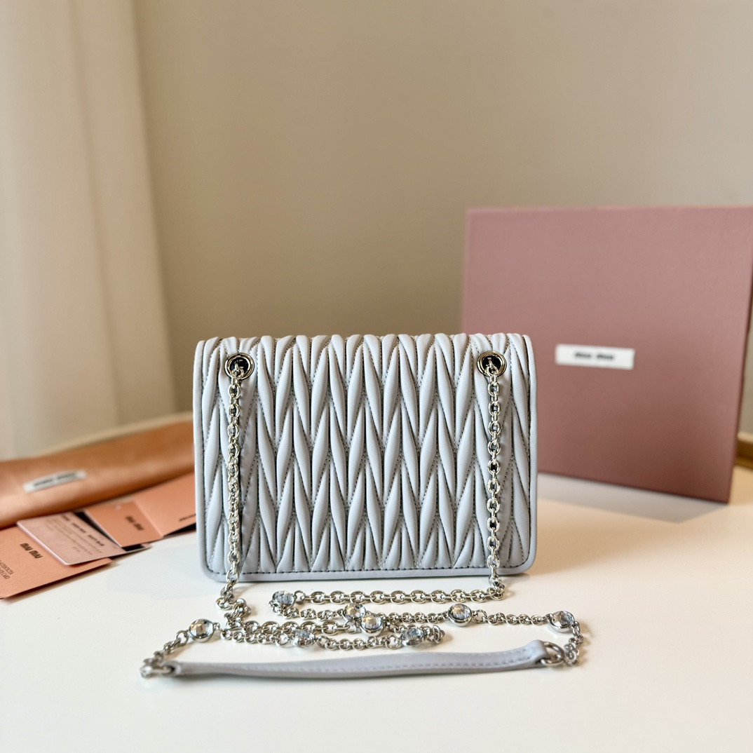 Miu Miu Matelassé  19X13X5cm