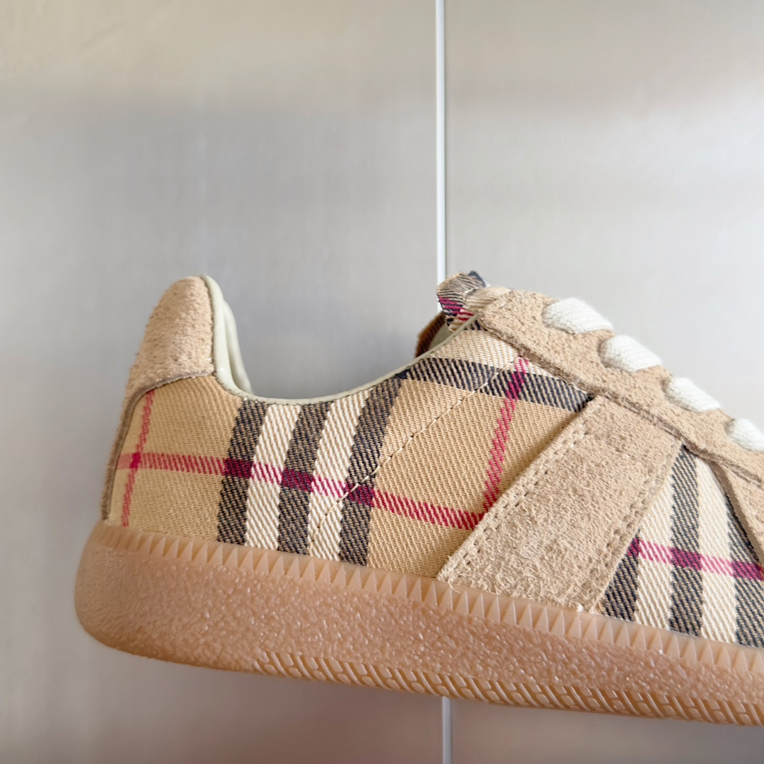 UA Ma1s0n Marg*e1a MM6 Sneakers