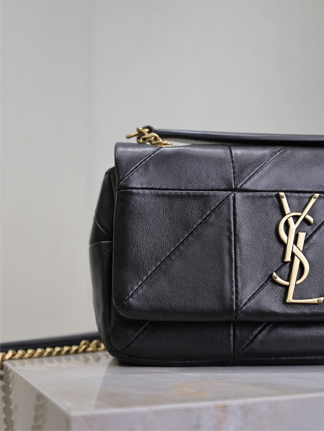 Y51 Jamie 20×12.5×6.5cm