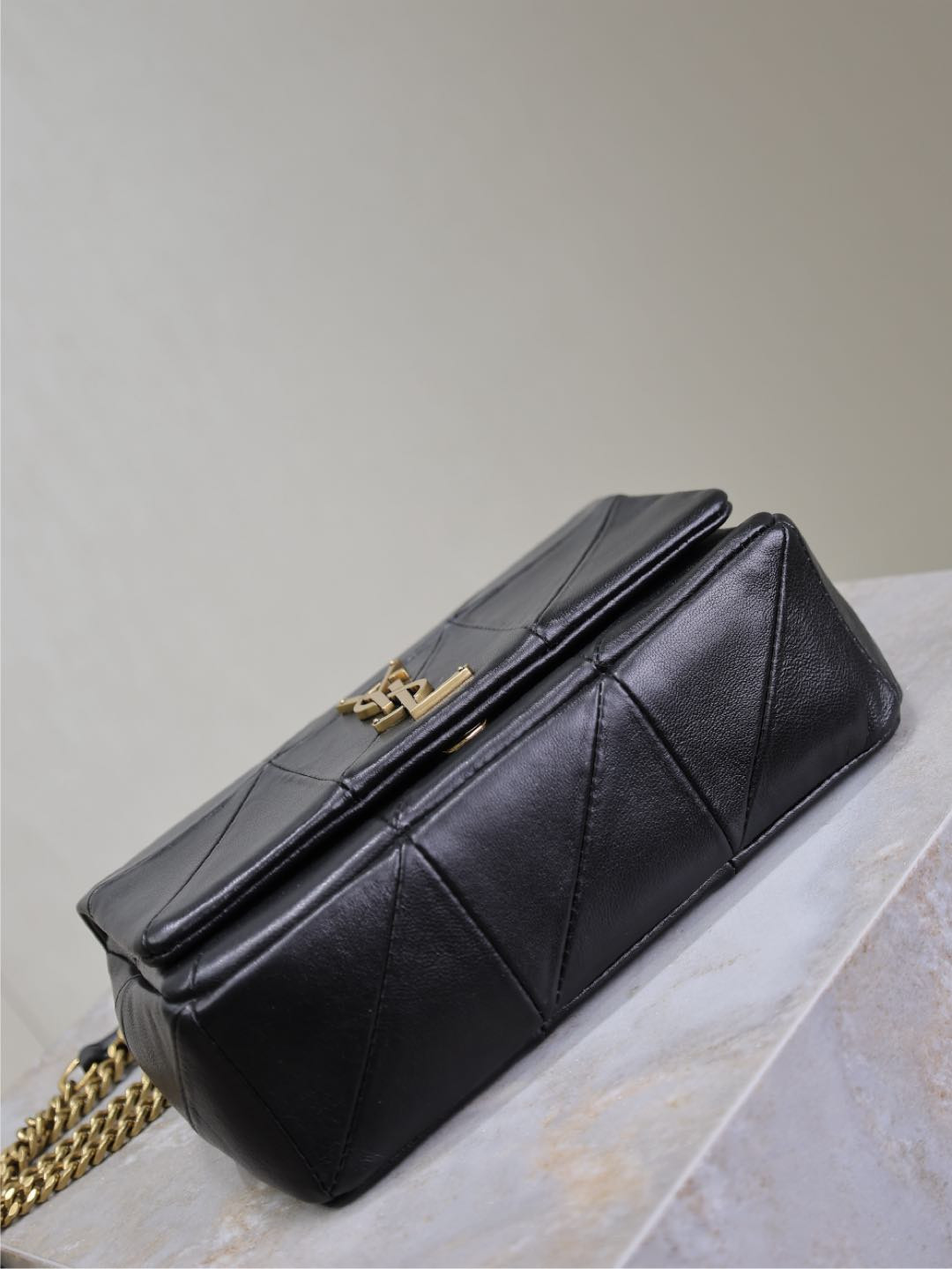 Y51 Jamie 20×12.5×6.5cm