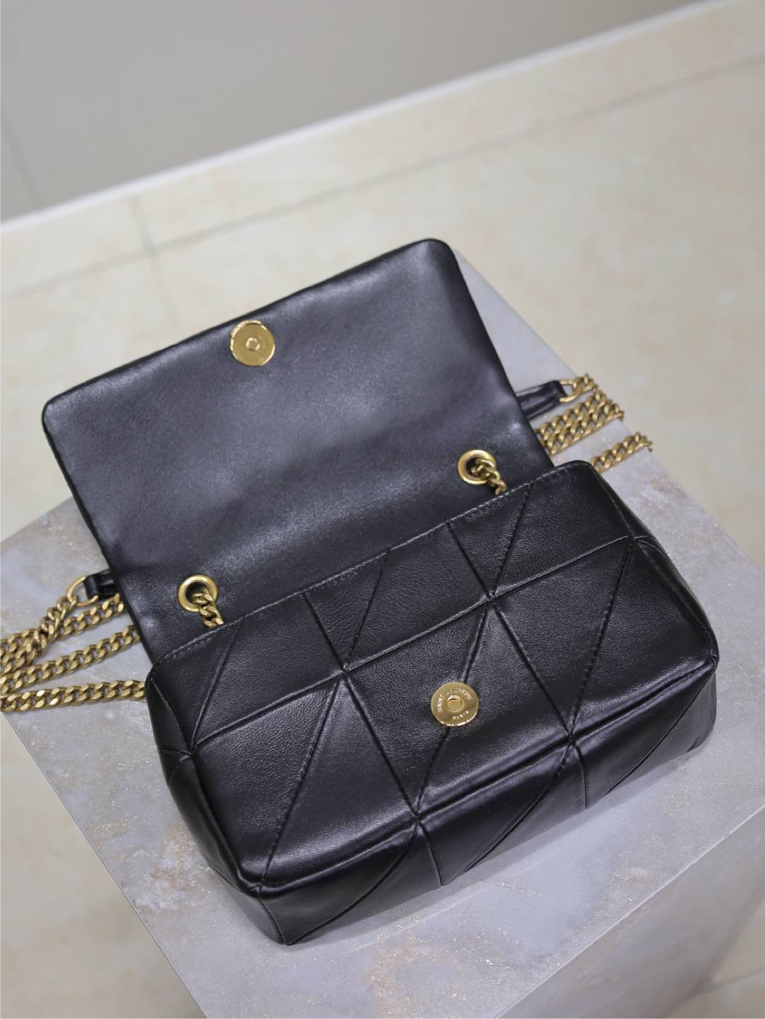 Y51 Jamie 20×12.5×6.5cm