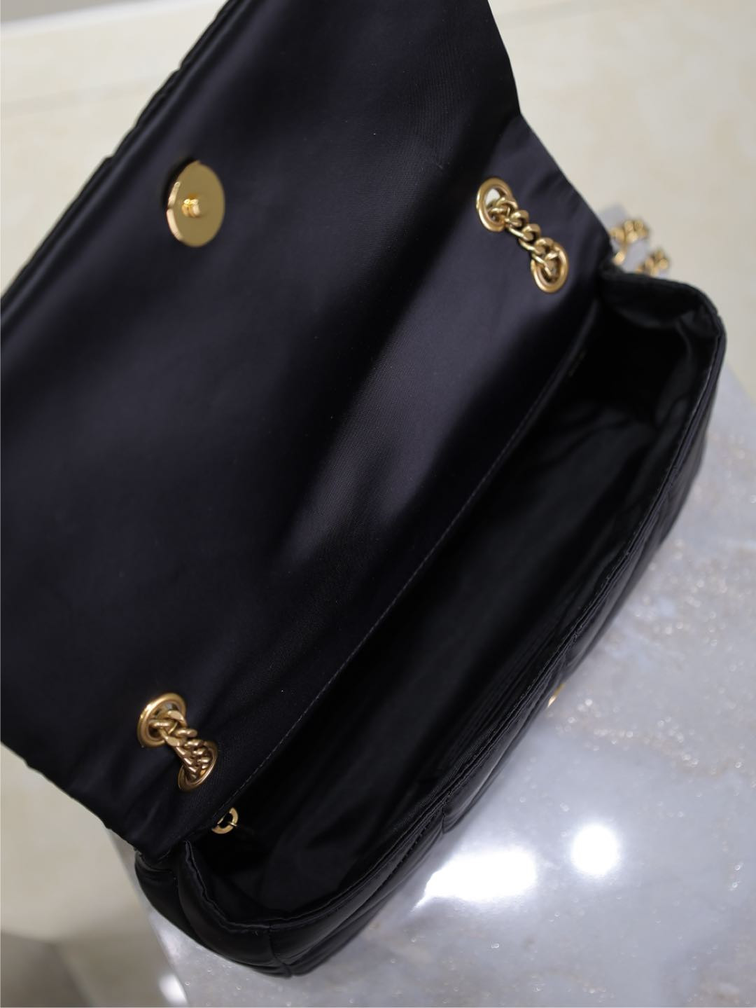 Y51 Jamie Medium in Nylon 25x15x7.5cm