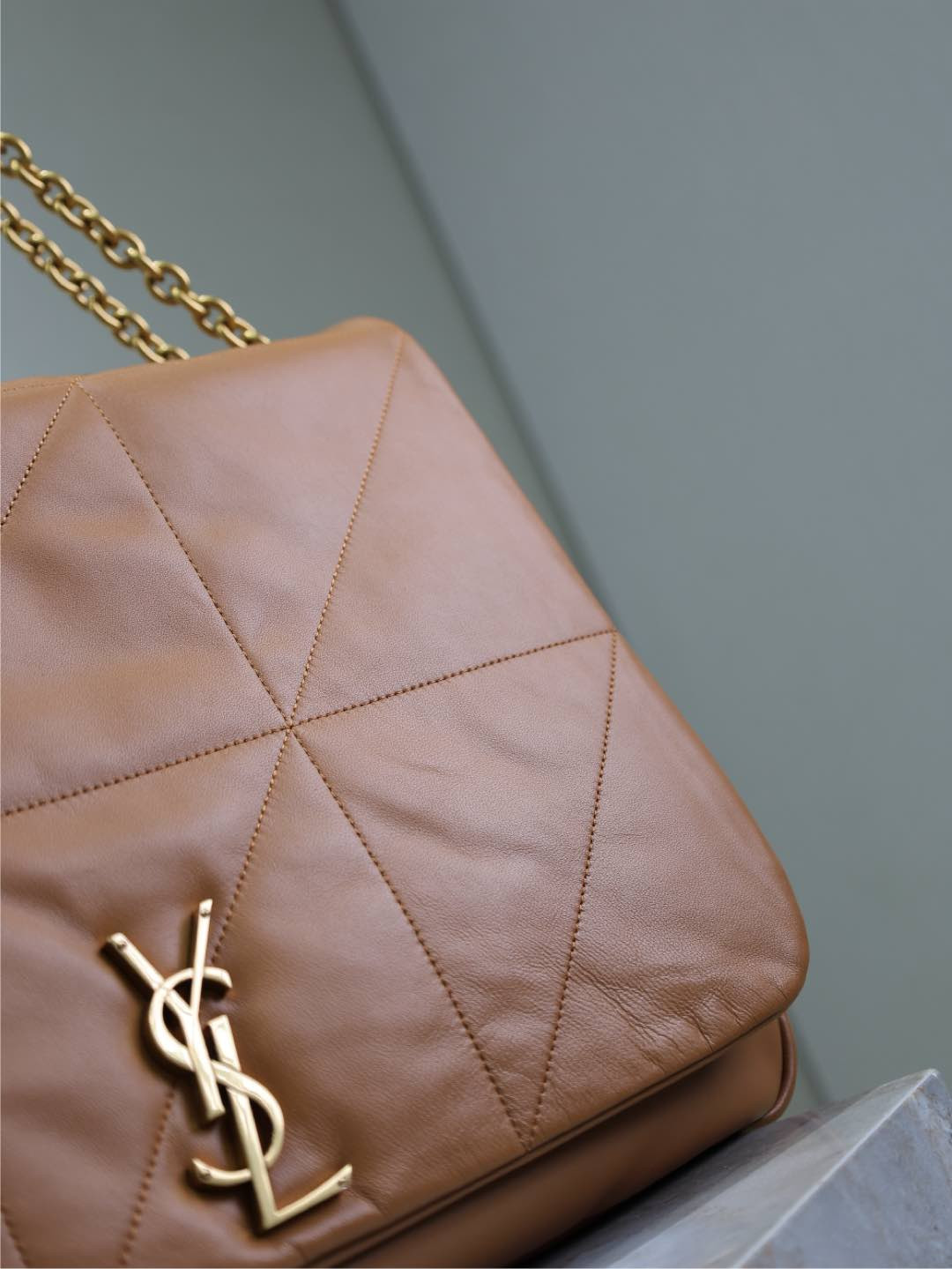 Y51 large jamie 4.3 in lambskin 43x29x9cm