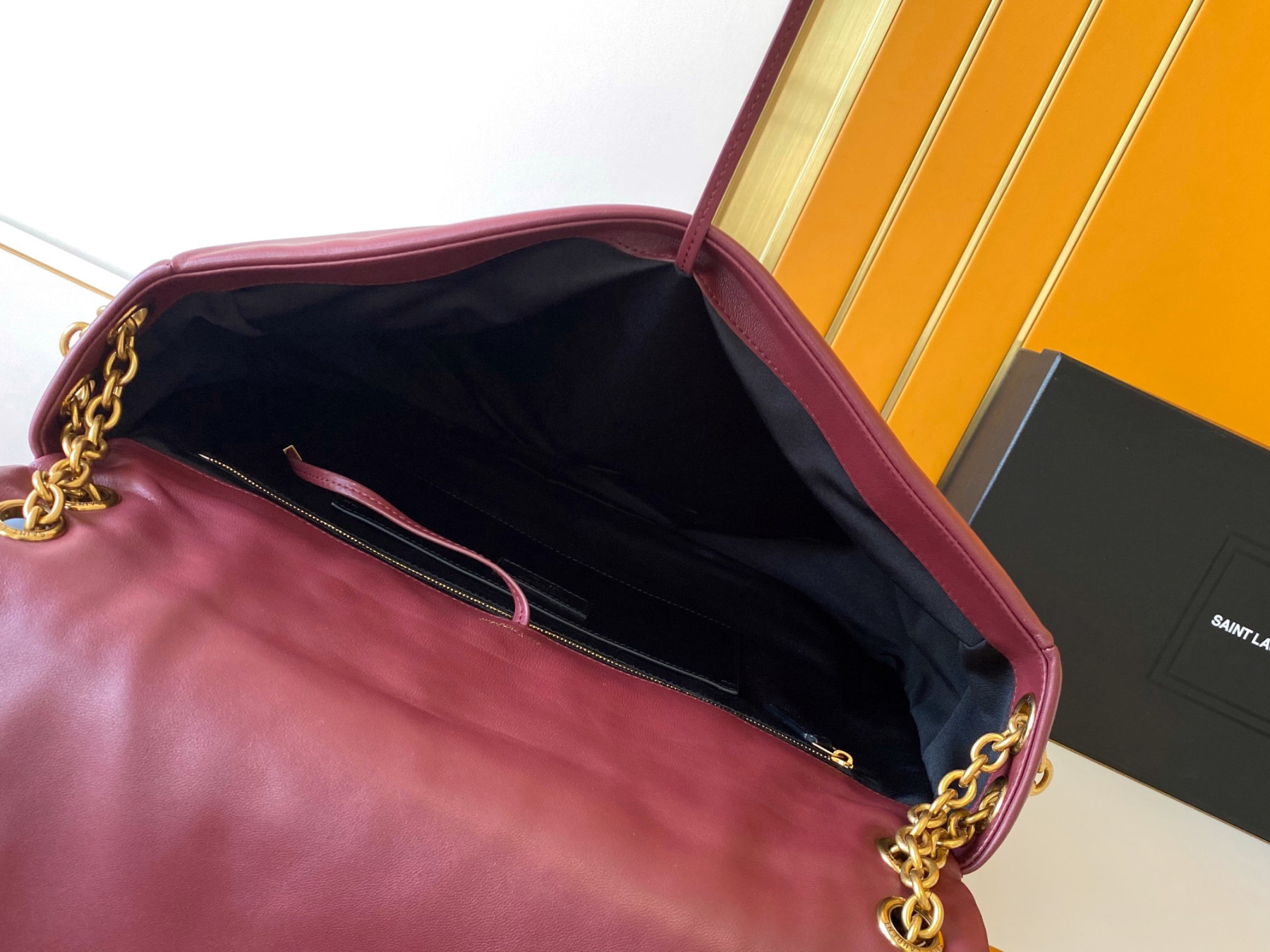 Y51 large jamie 4.3 in lambskin 43x29x9cm